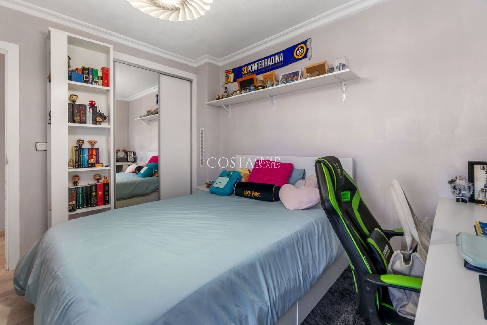 Odsprzedaż - Dom -
Torrevieja