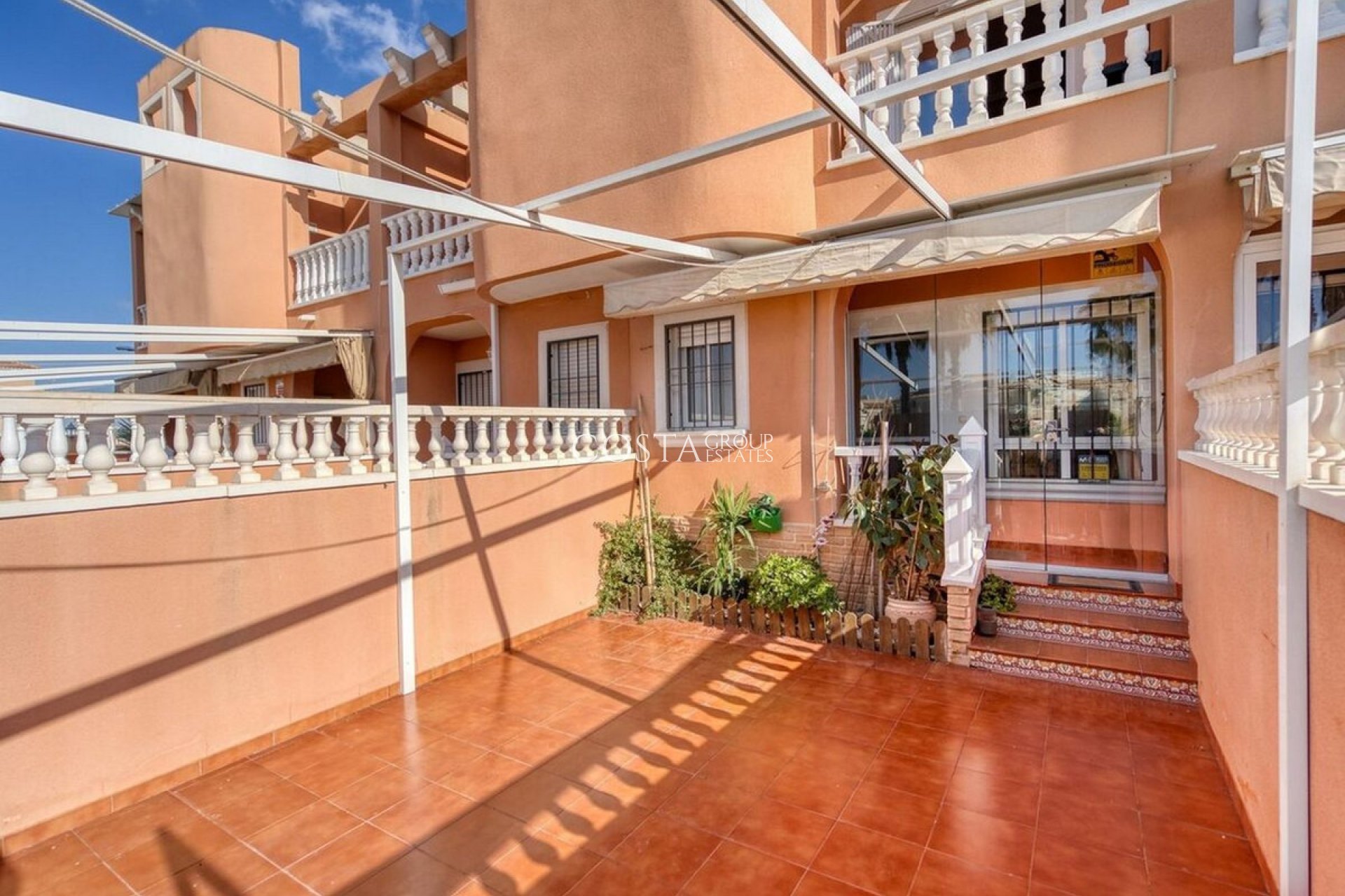 Odsprzedaż - Dom -
Torrevieja