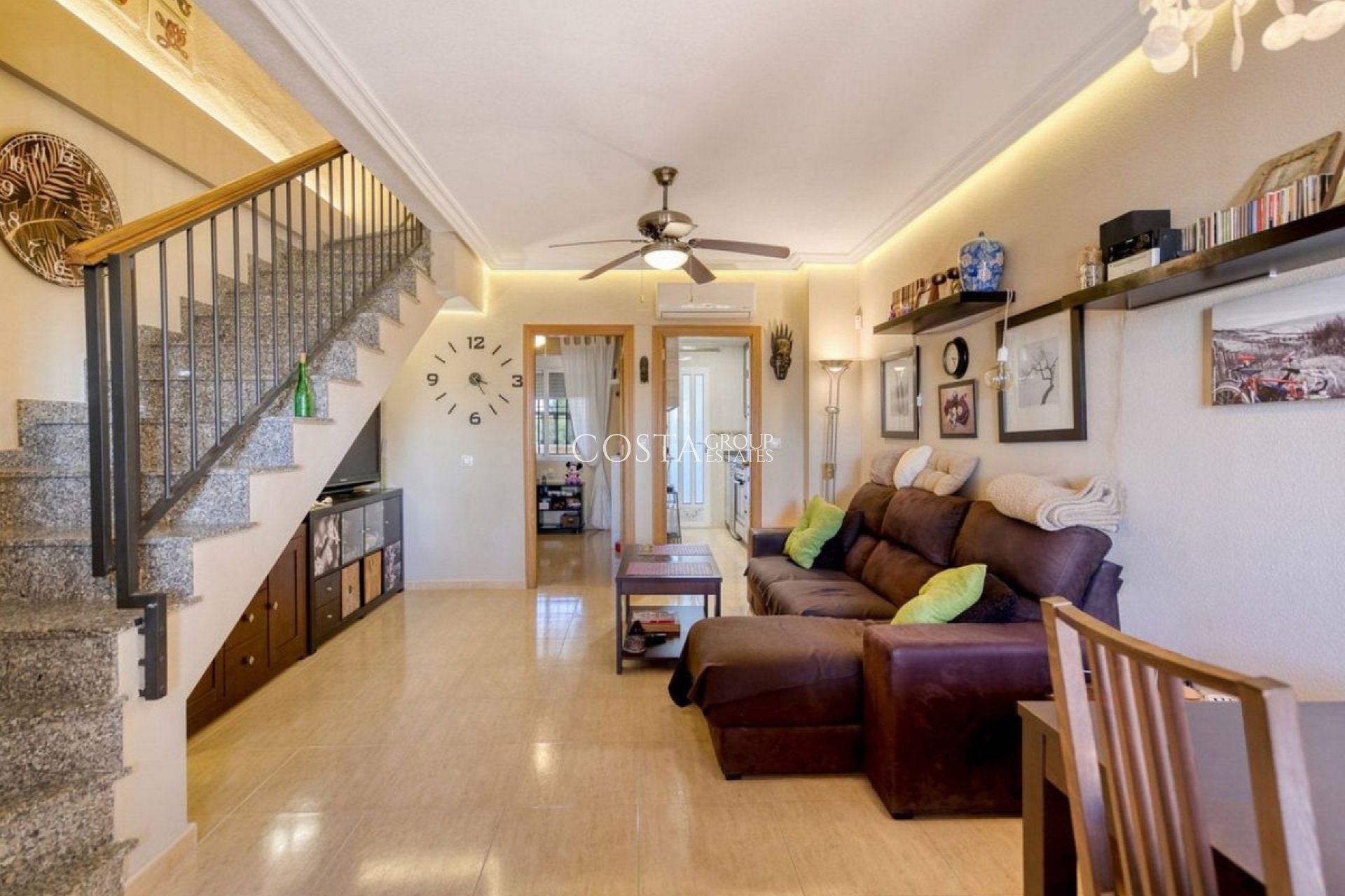 Odsprzedaż - Dom -
Torrevieja