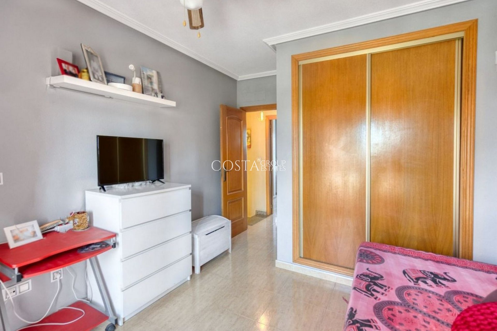 Odsprzedaż - Dom -
Torrevieja