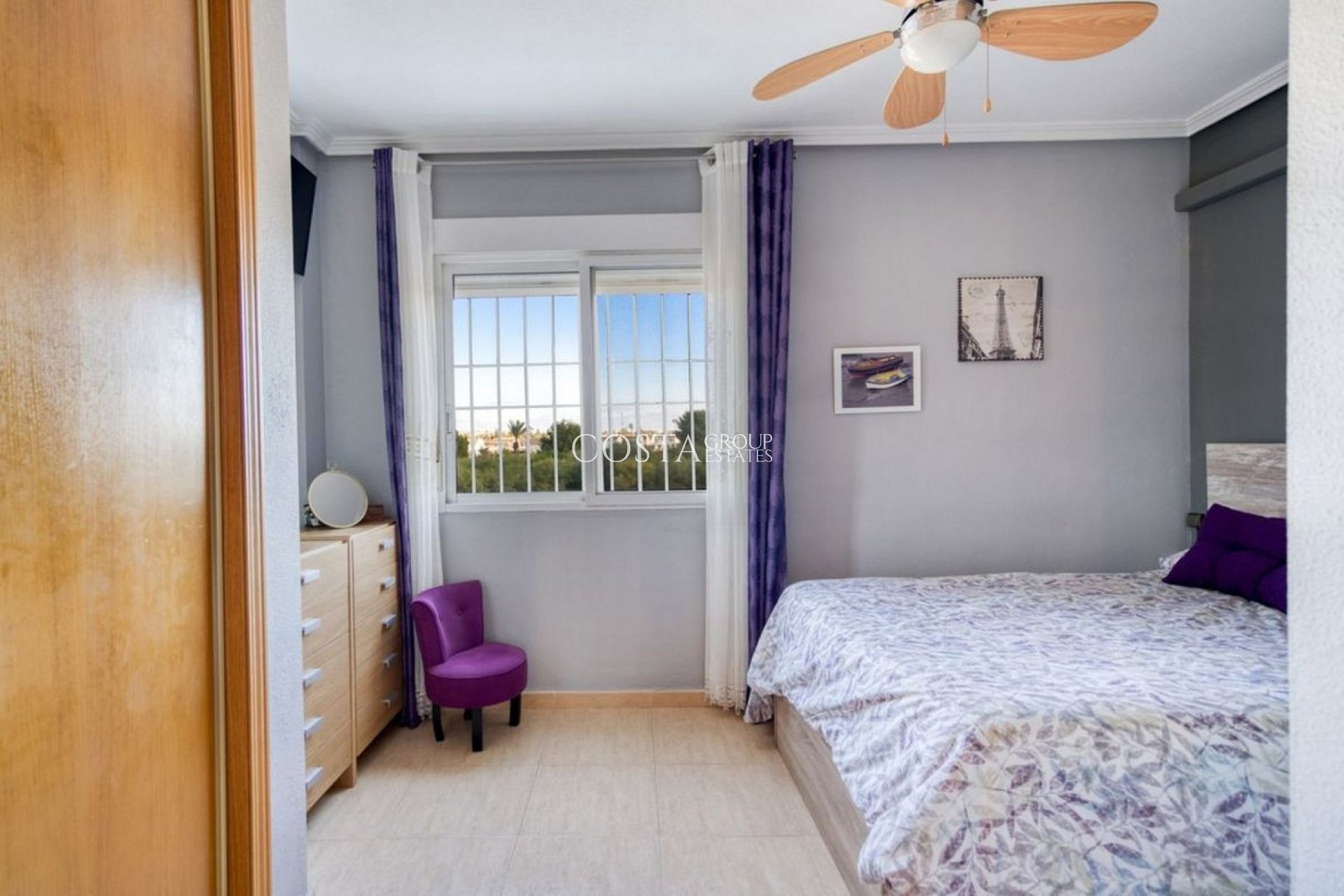 Odsprzedaż - Dom -
Torrevieja