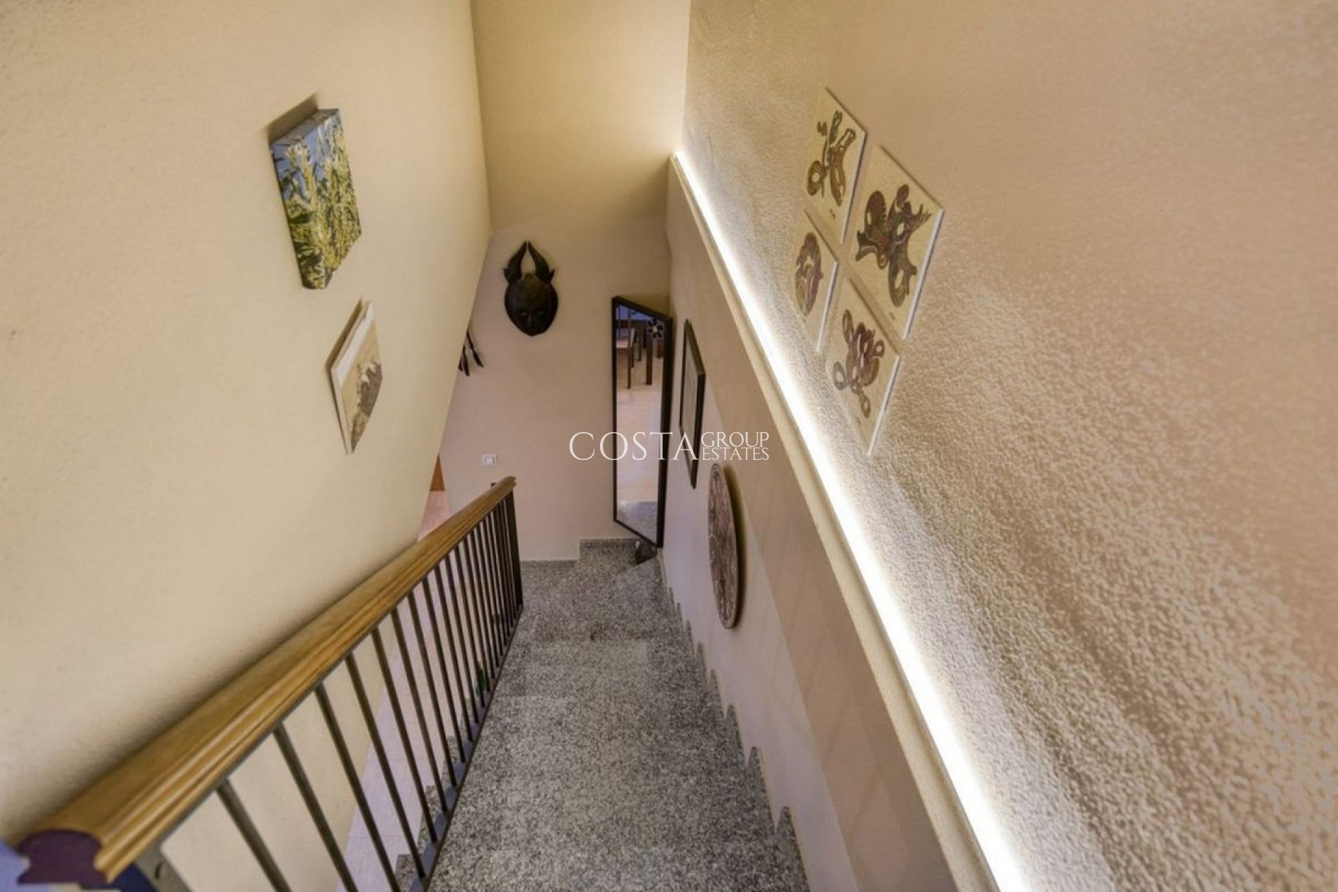 Odsprzedaż - Dom -
Torrevieja