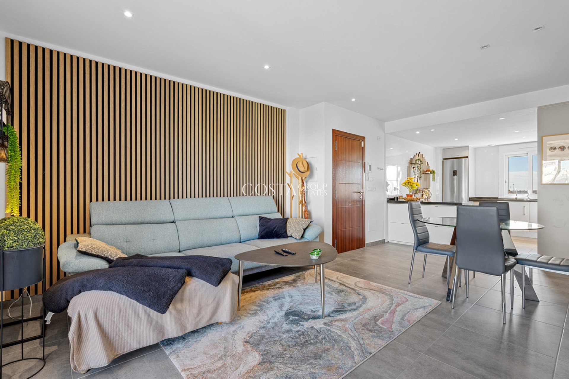 Odsprzedaż - Dom -
Torrevieja