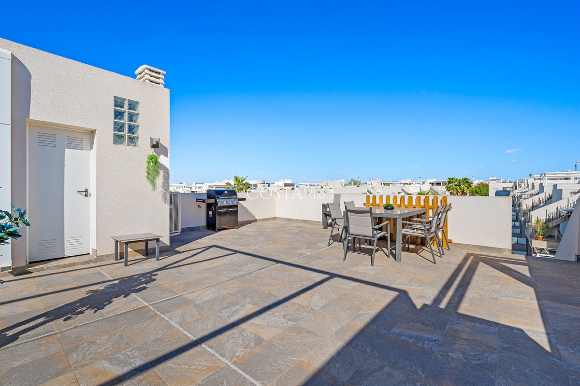 Odsprzedaż - Dom -
Torrevieja