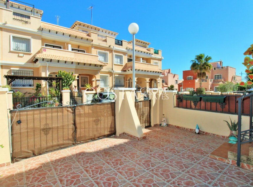 Odsprzedaż - Dom -
Villamartín