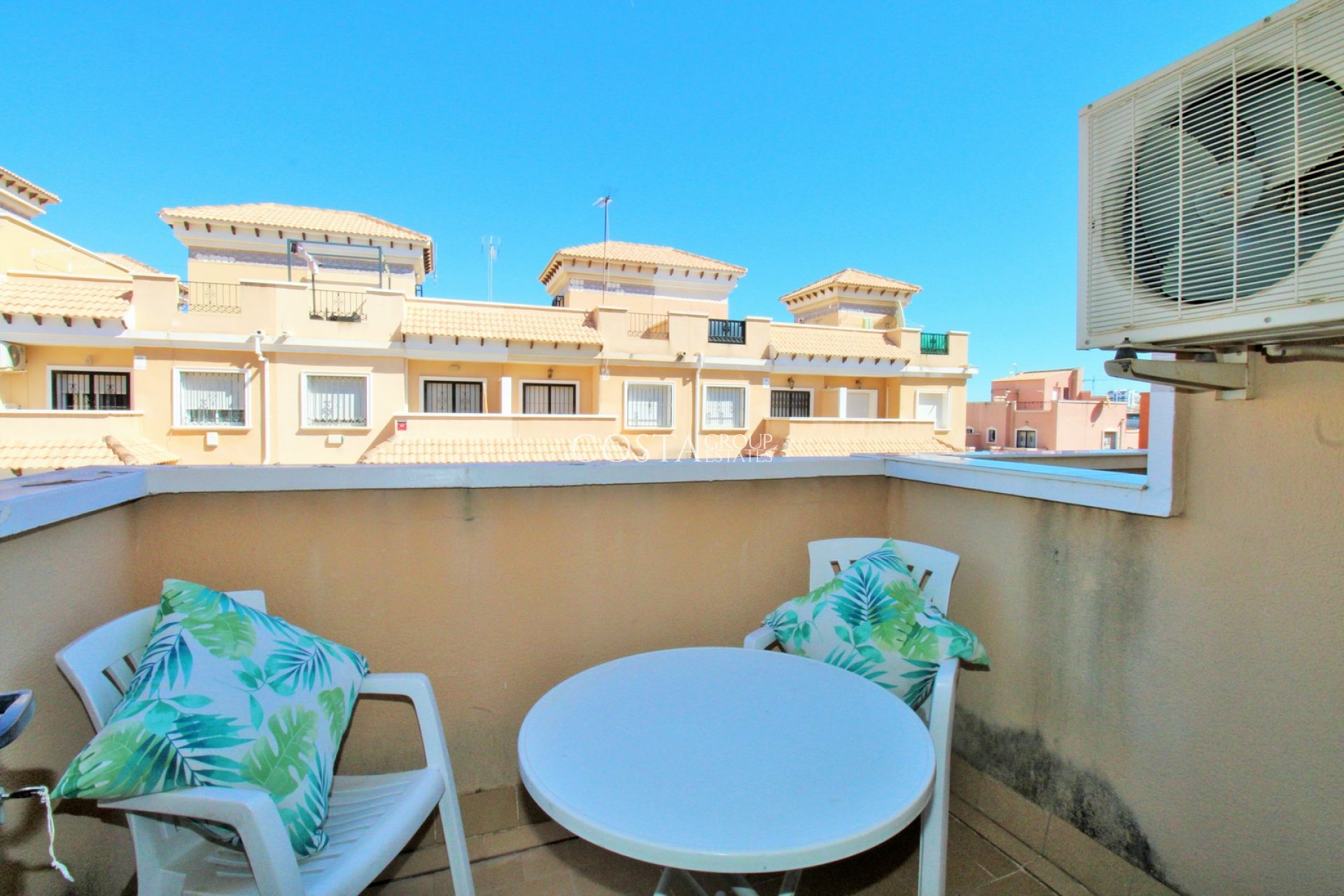 Odsprzedaż - Dom -
Villamartín