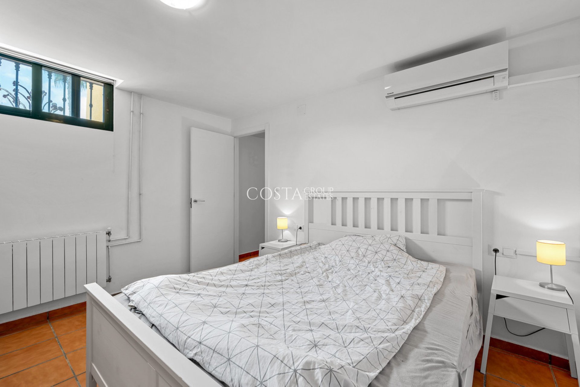 Odsprzedaż - Willa -
Algorfa - Algorfa Centro