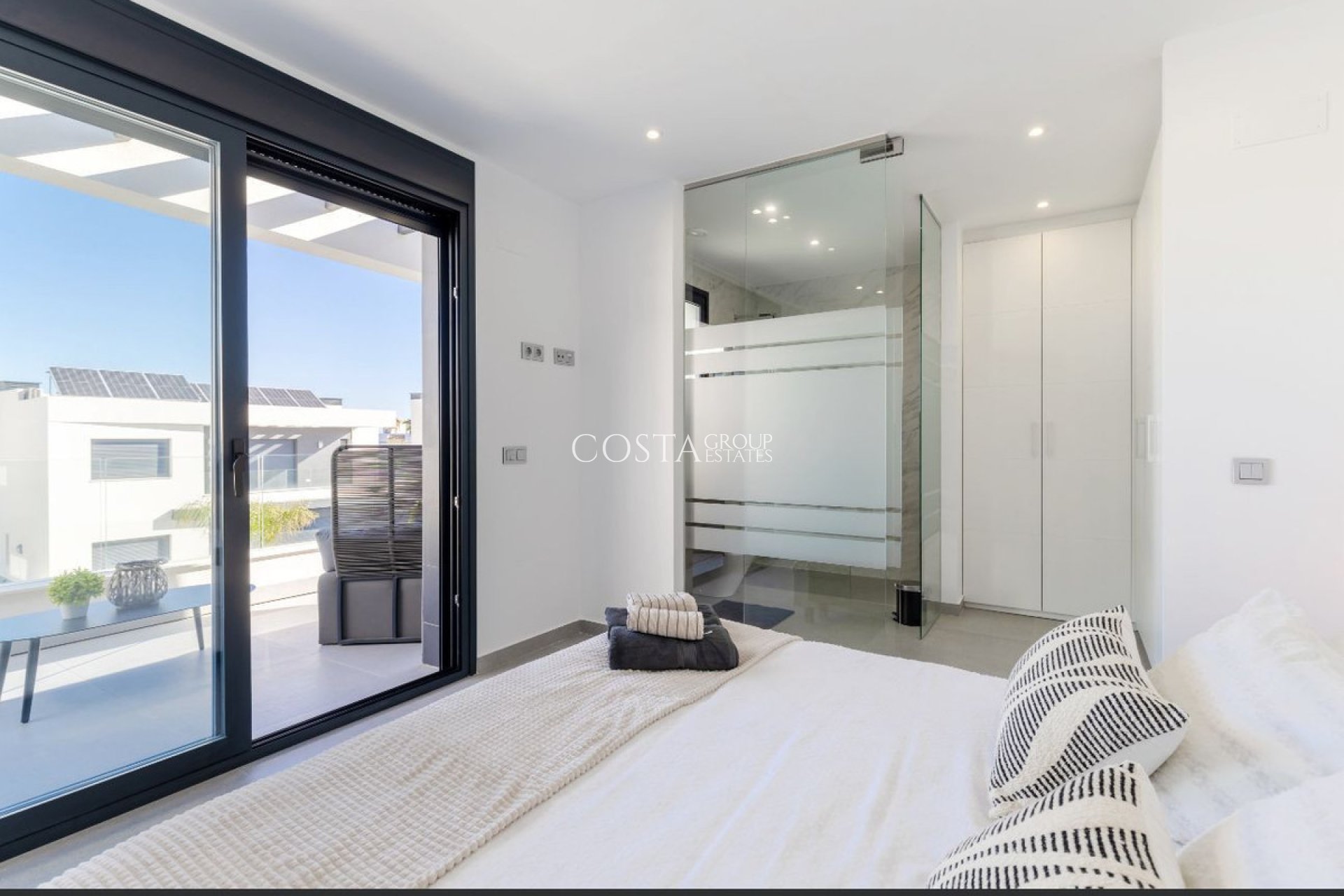 Odsprzedaż - Willa -
Algorfa - La Finca Golf