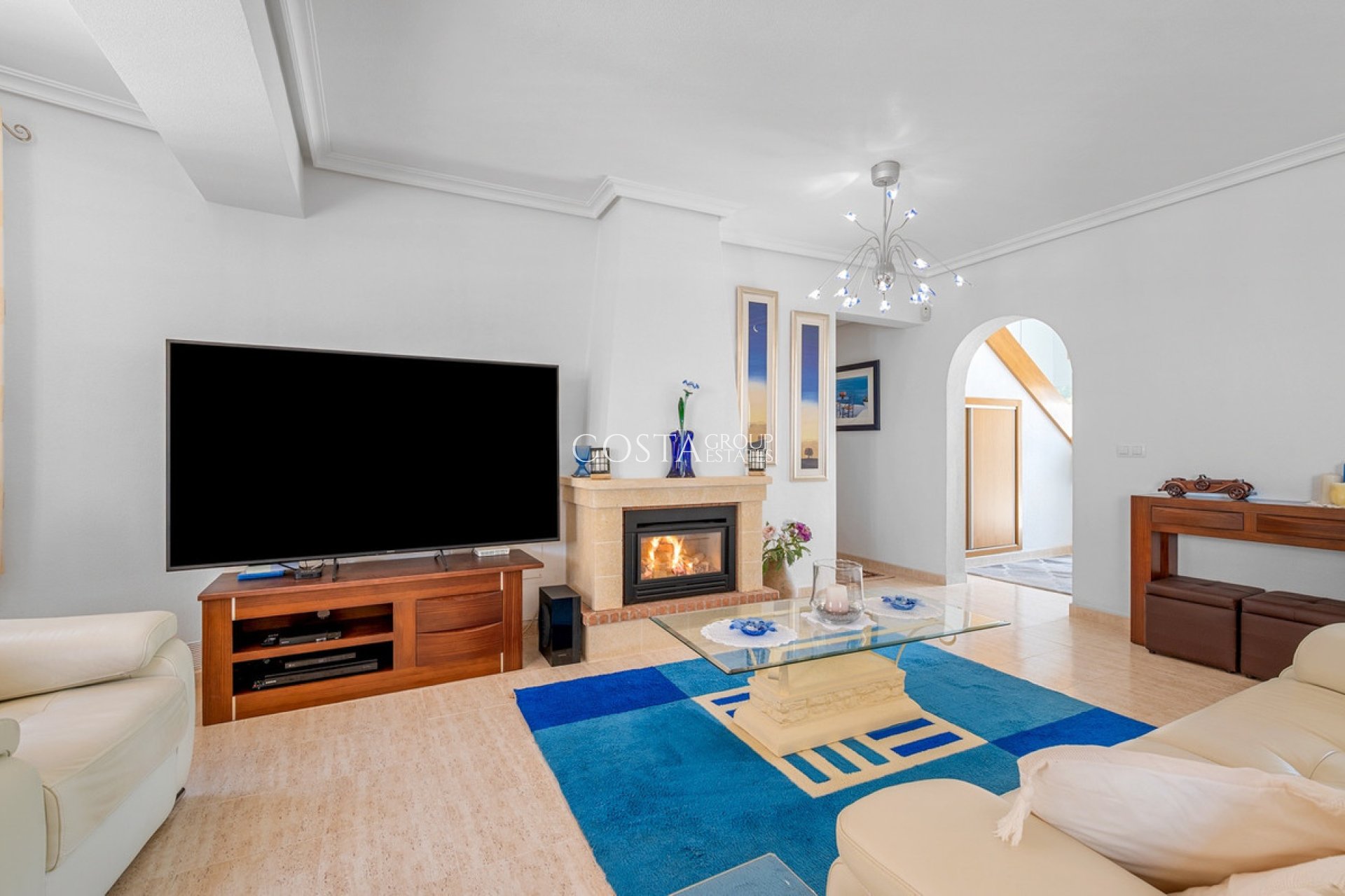 Odsprzedaż - Willa -
Algorfa