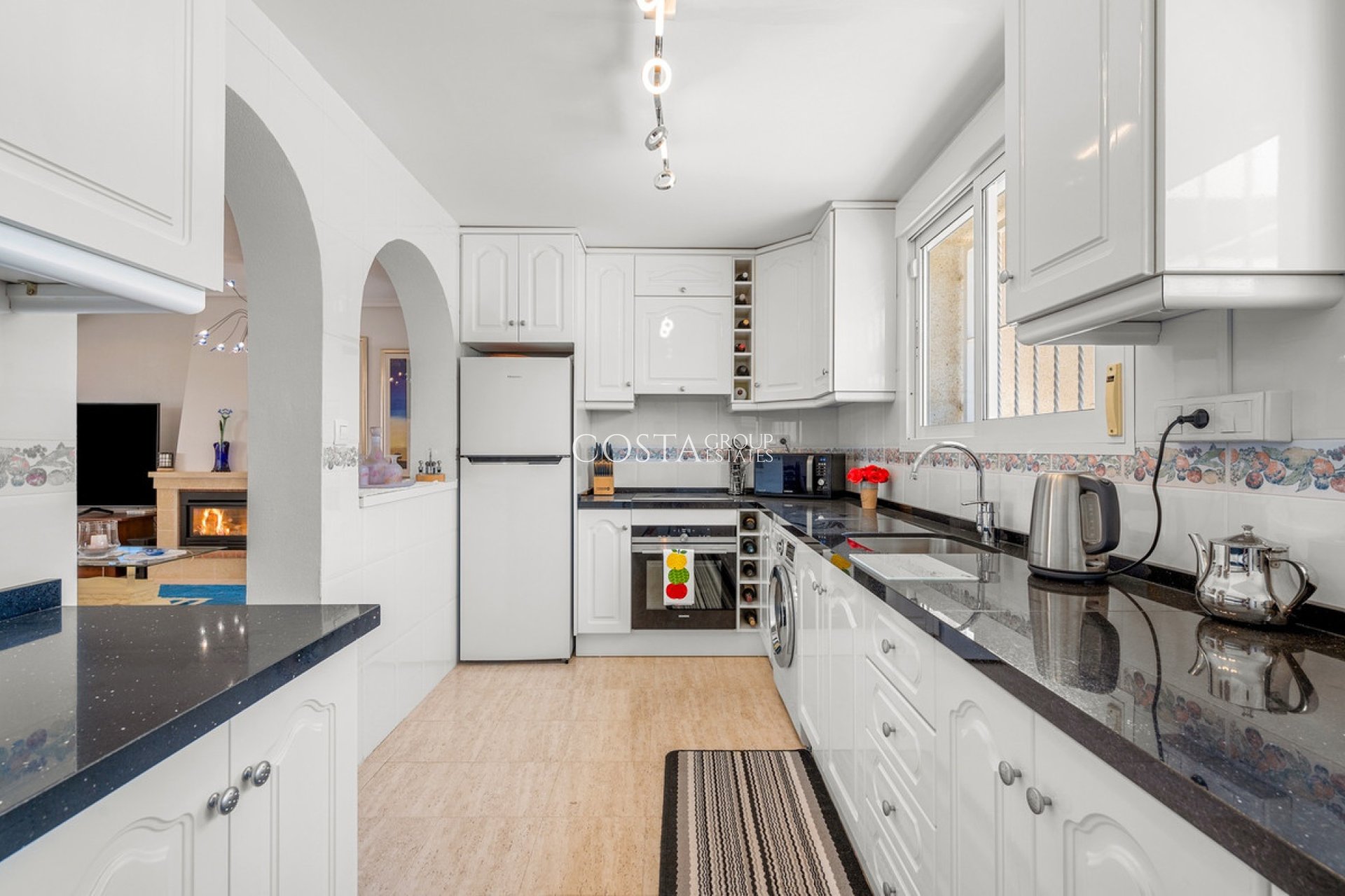 Odsprzedaż - Willa -
Algorfa