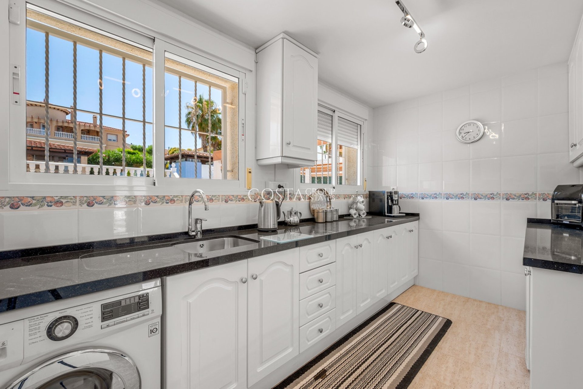 Odsprzedaż - Willa -
Algorfa