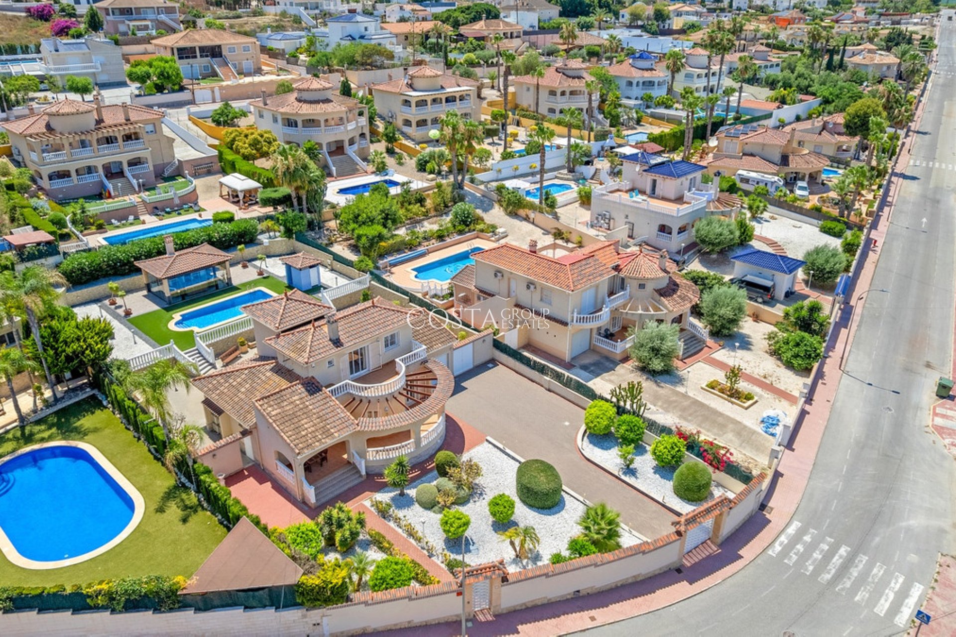 Odsprzedaż - Willa -
Algorfa