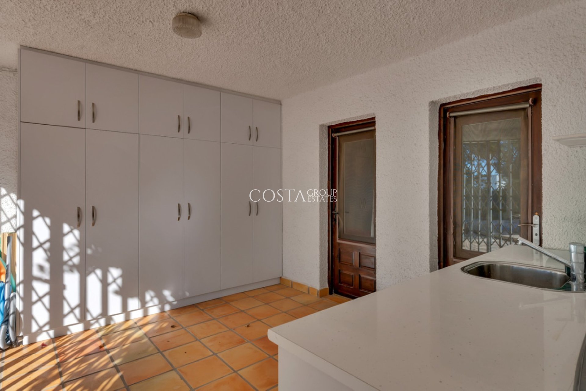 Odsprzedaż - Willa -
Alicante - Alicante Centro