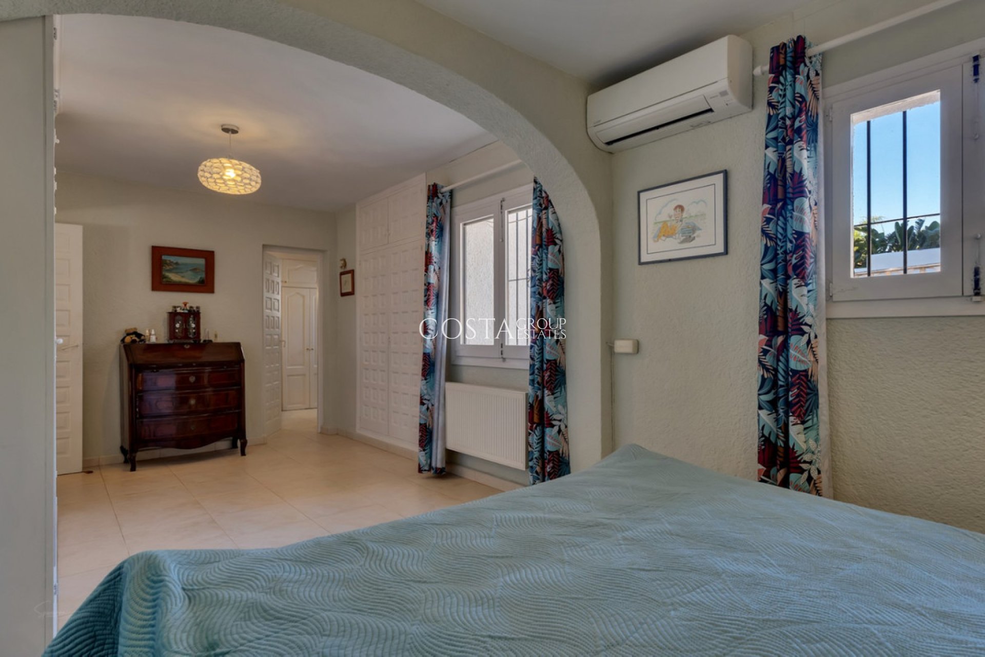 Odsprzedaż - Willa -
Alicante - Alicante Centro