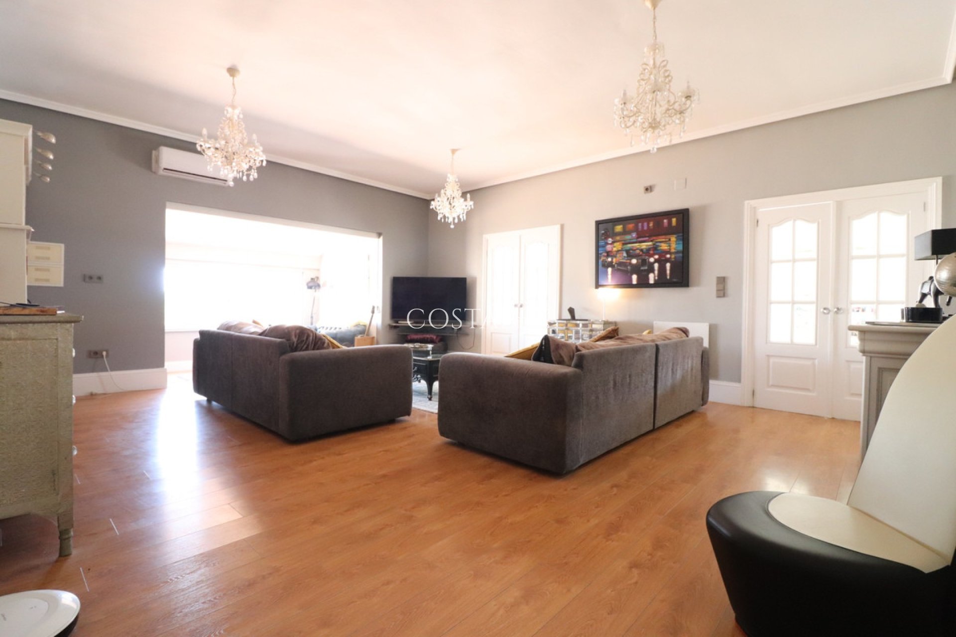 Odsprzedaż - Willa -
Almoradí - Heredades