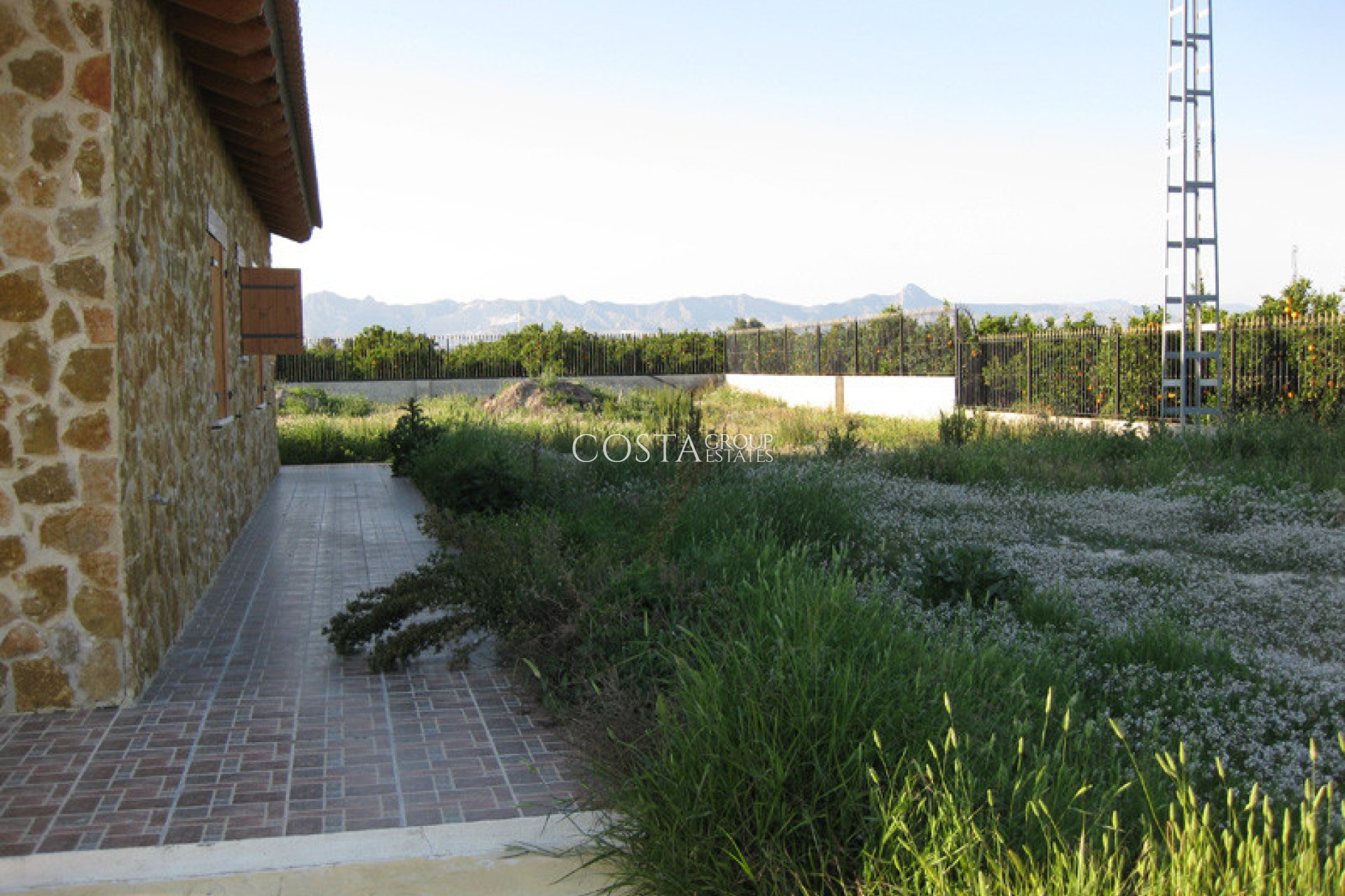 Odsprzedaż - Willa -
Benferri