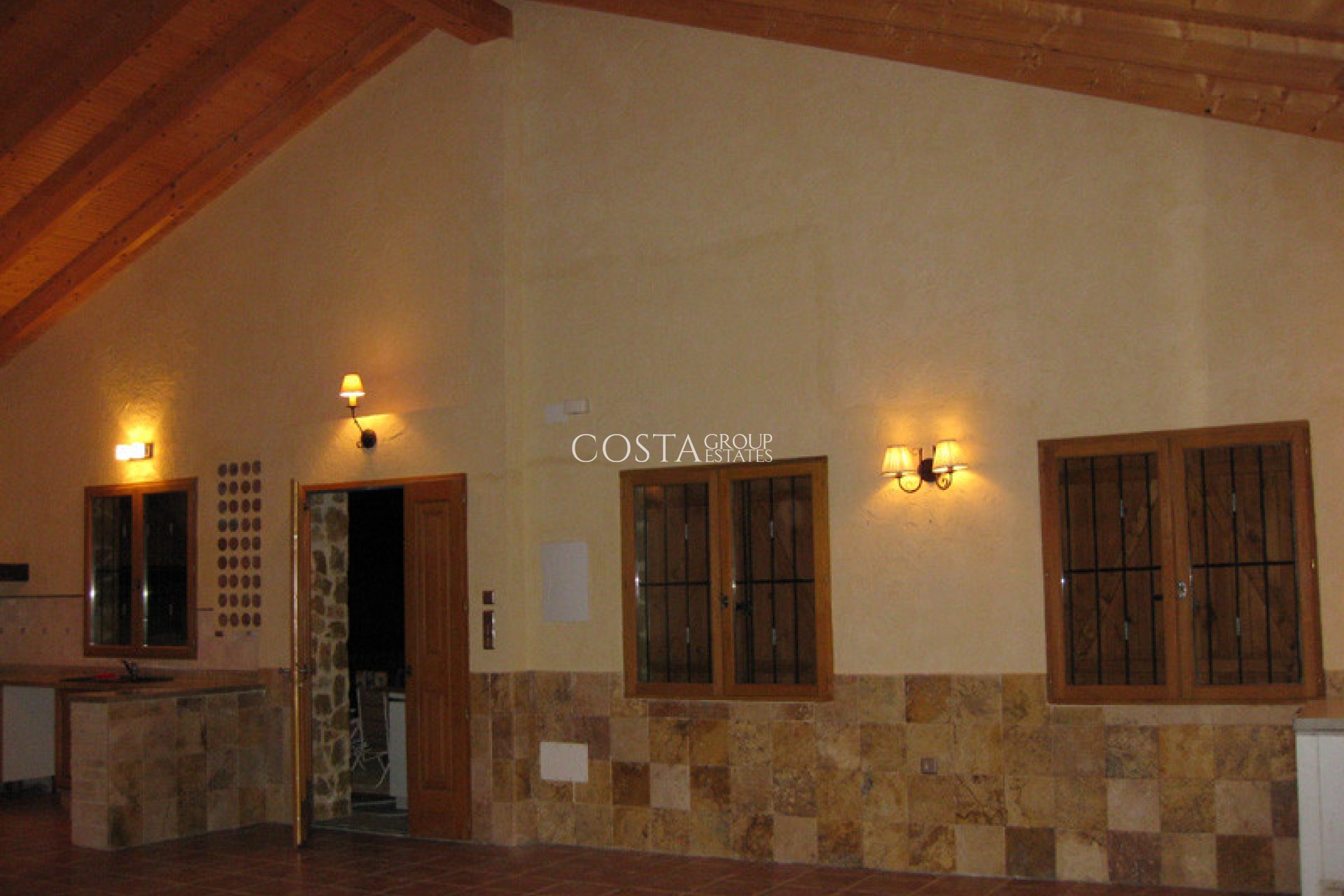 Odsprzedaż - Willa -
Benferri