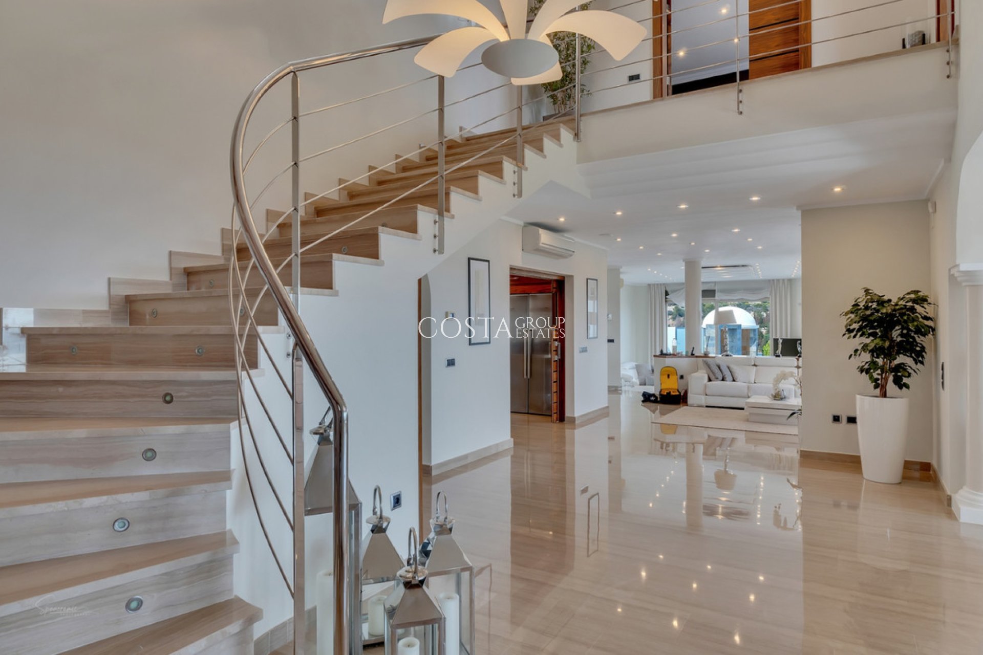 Odsprzedaż - Willa -
Benissa - Benissa Centro