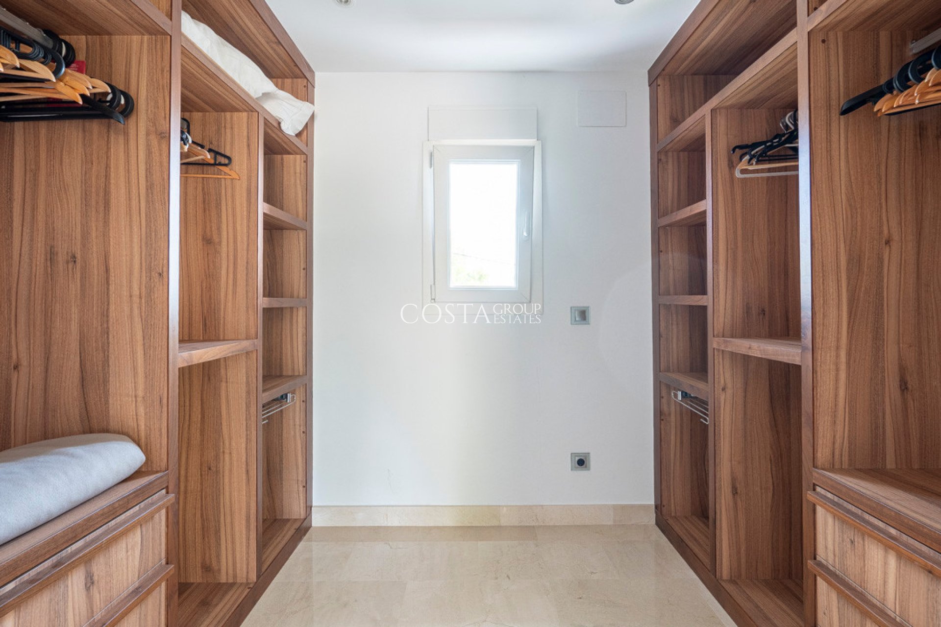 Odsprzedaż - Willa -
Benissa - Benissa Centro