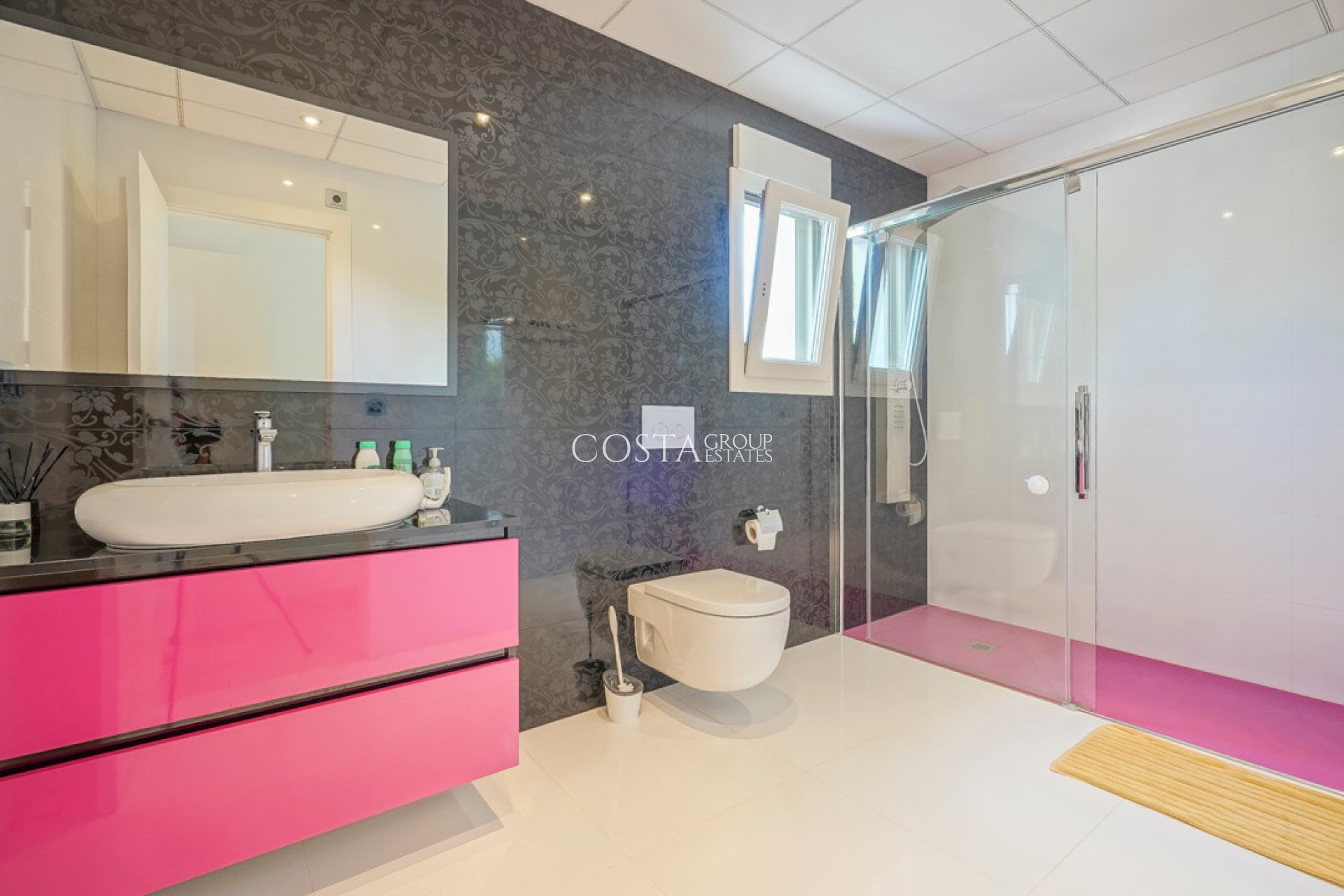 Odsprzedaż - Willa -
Benissa - Benissa Centro