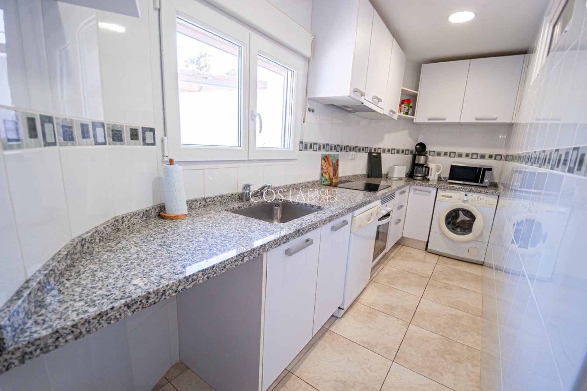 Odsprzedaż - Willa -
Benissa - Benissa Centro