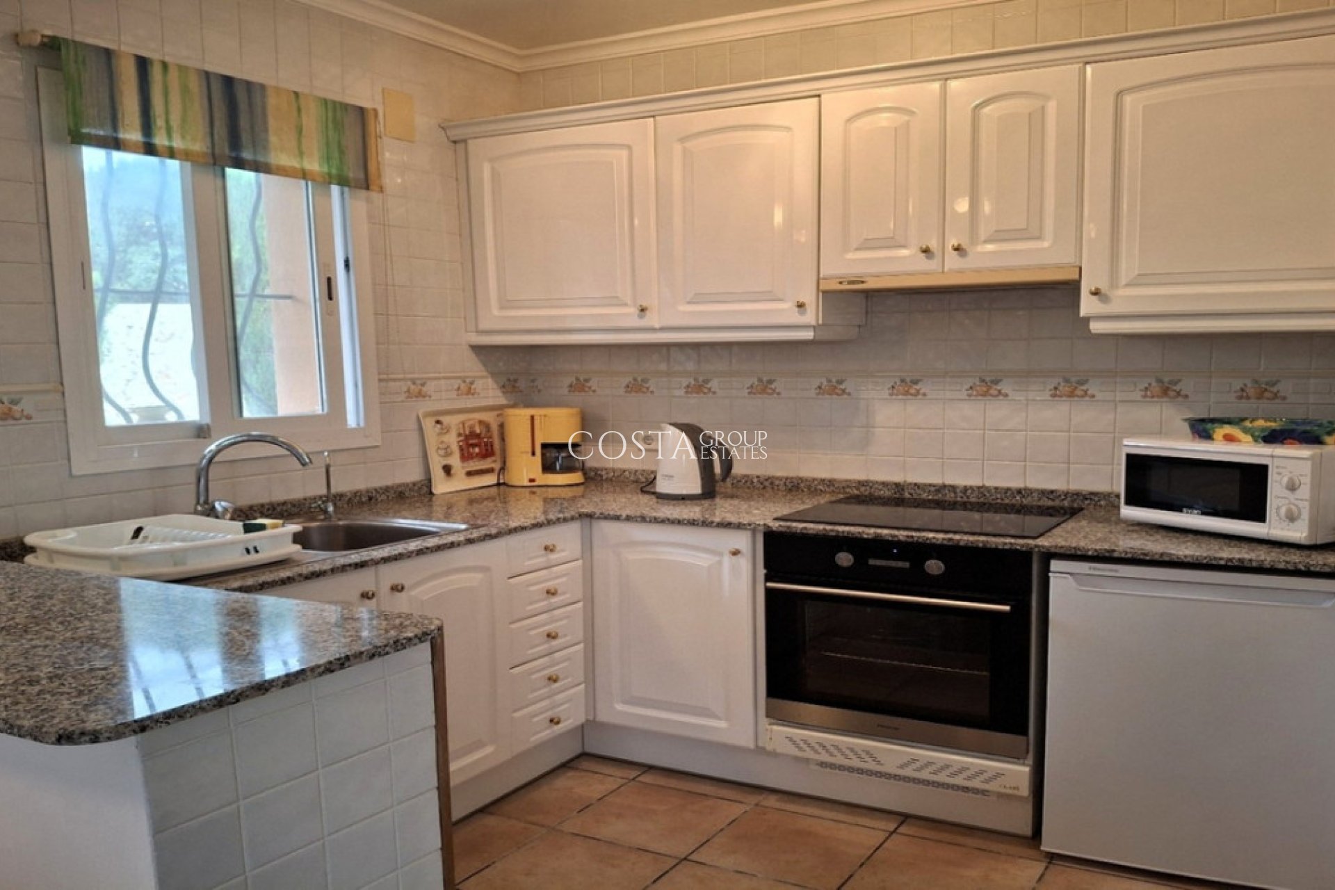 Odsprzedaż - Willa -
Benitachell - Benitachell Centro