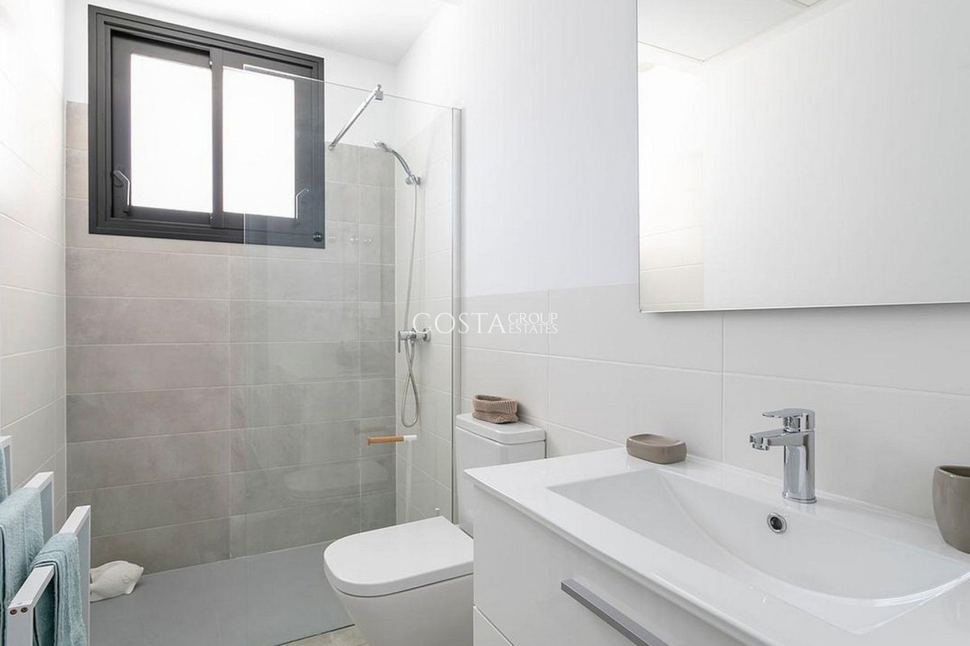 Odsprzedaż - Willa -
Calasparra - Calasparra Centro