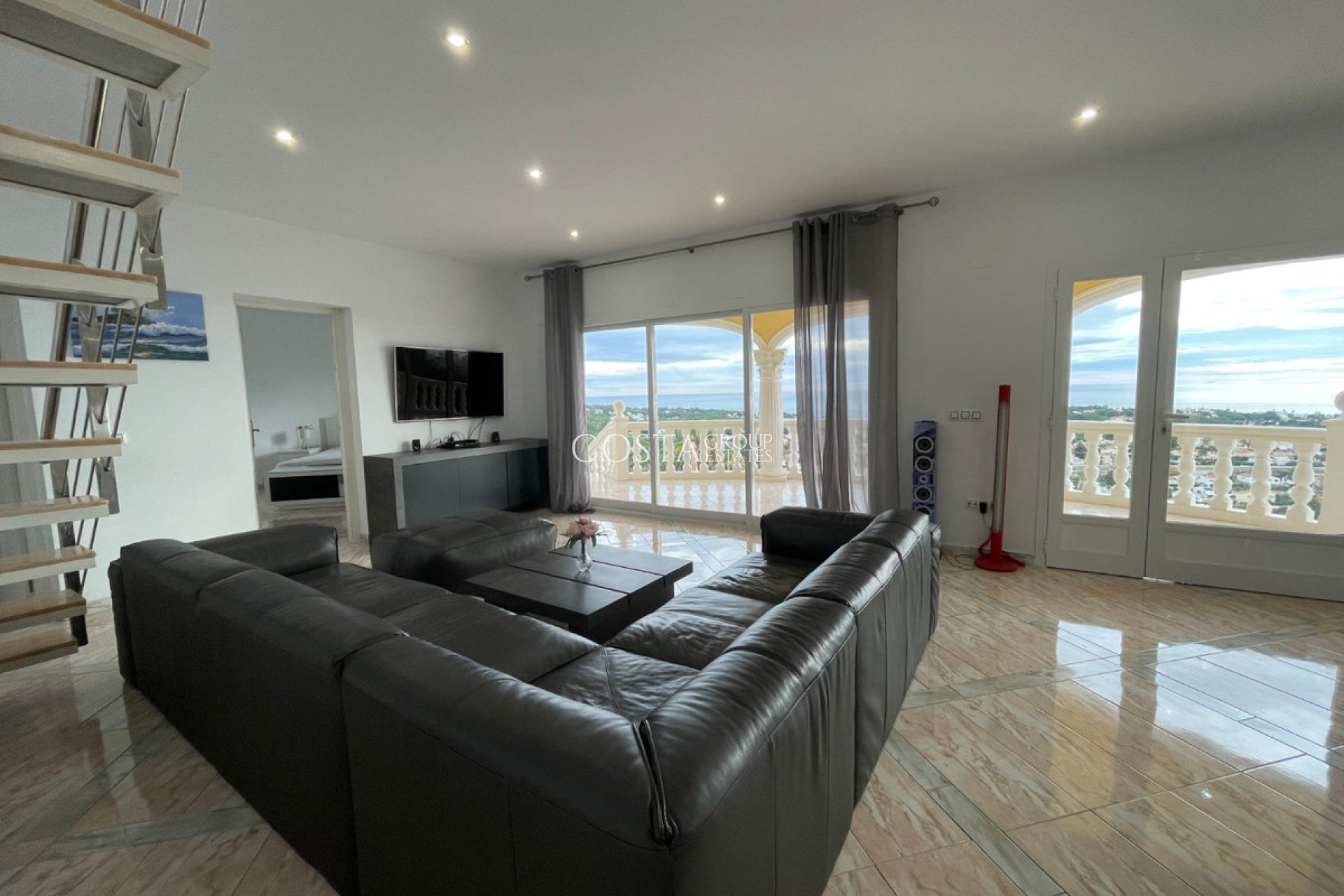 Odsprzedaż - Willa -
Calpe - Calpe Centro
