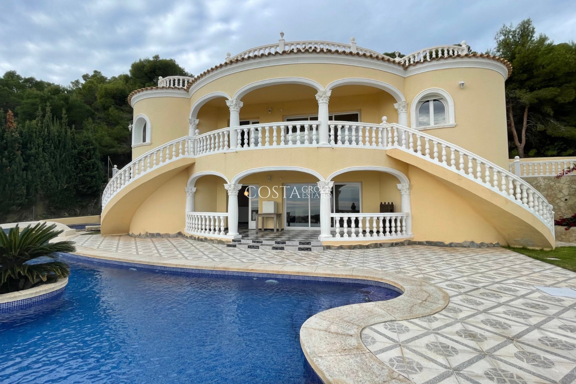 Odsprzedaż - Willa -
Calpe - Calpe Centro