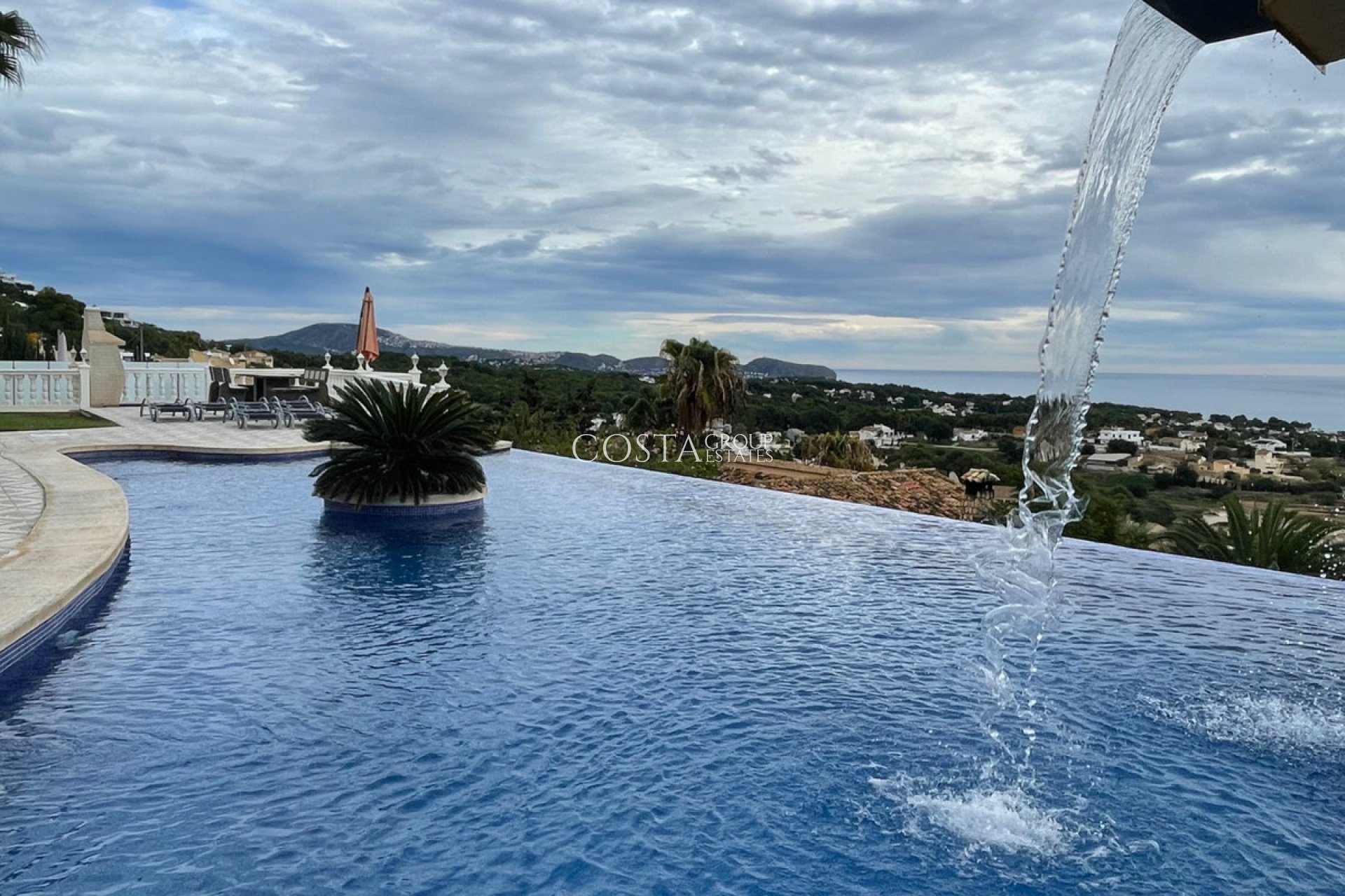 Odsprzedaż - Willa -
Calpe - Calpe Centro