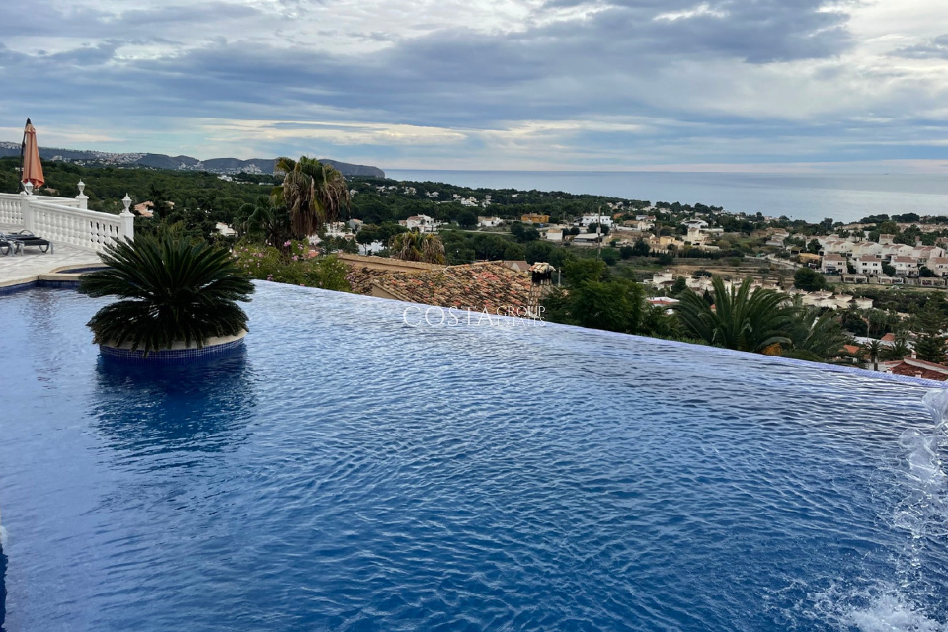 Odsprzedaż - Willa -
Calpe - Calpe Centro