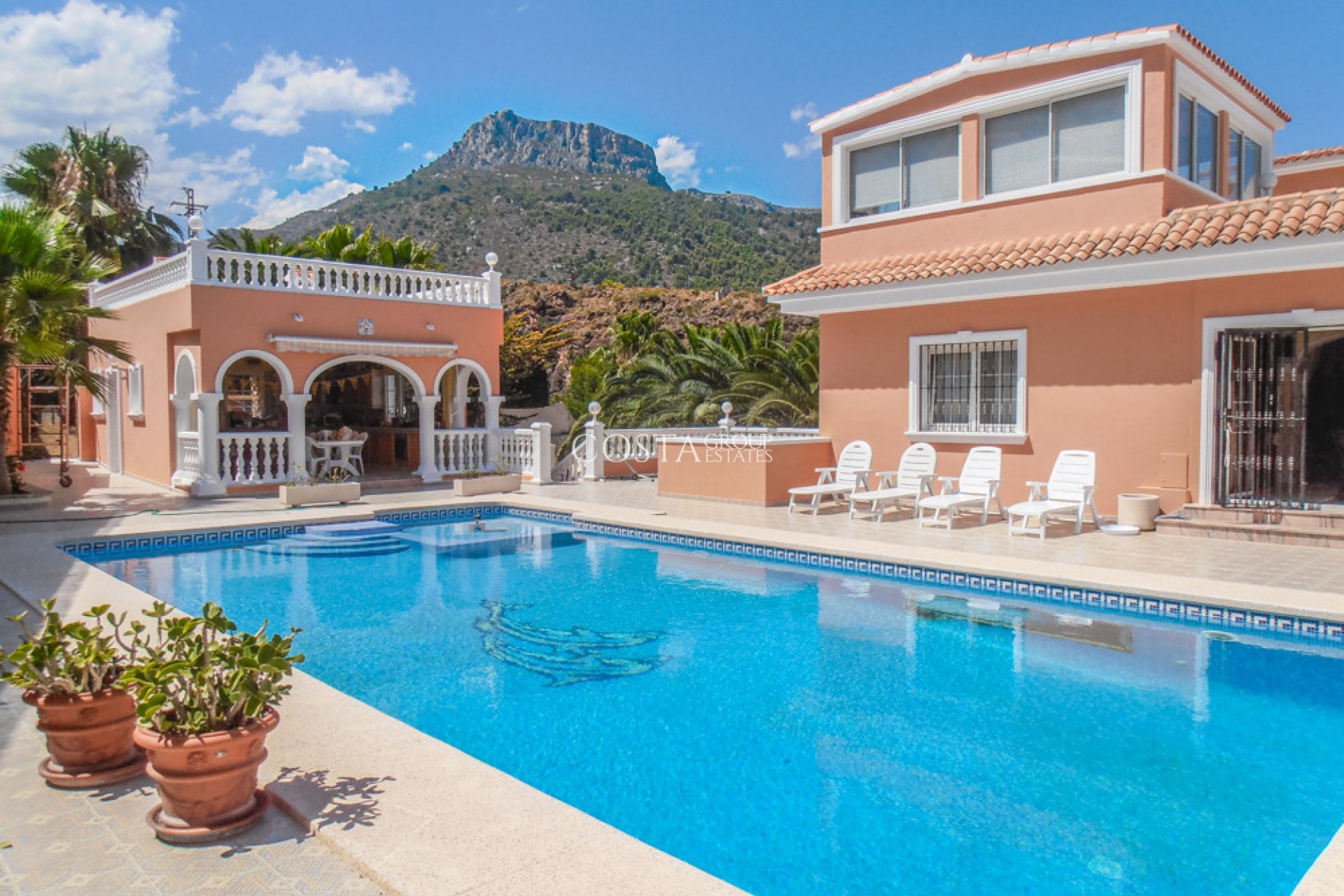 Odsprzedaż - Willa -
Calpe - Calpe Centro
