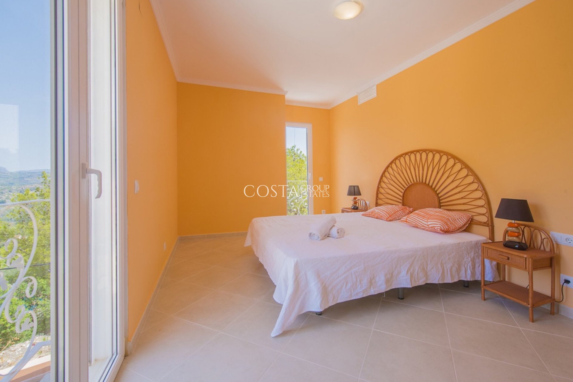 Odsprzedaż - Willa -
Calpe - Calpe Centro