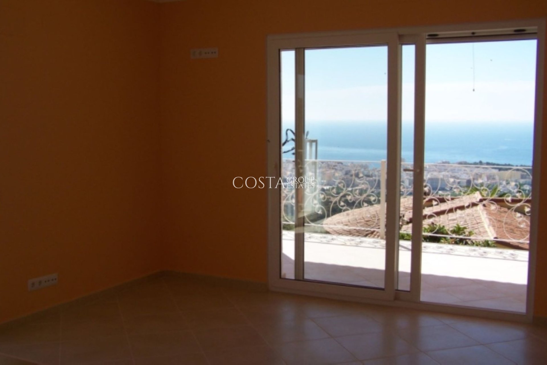 Odsprzedaż - Willa -
Calpe - Calpe Centro