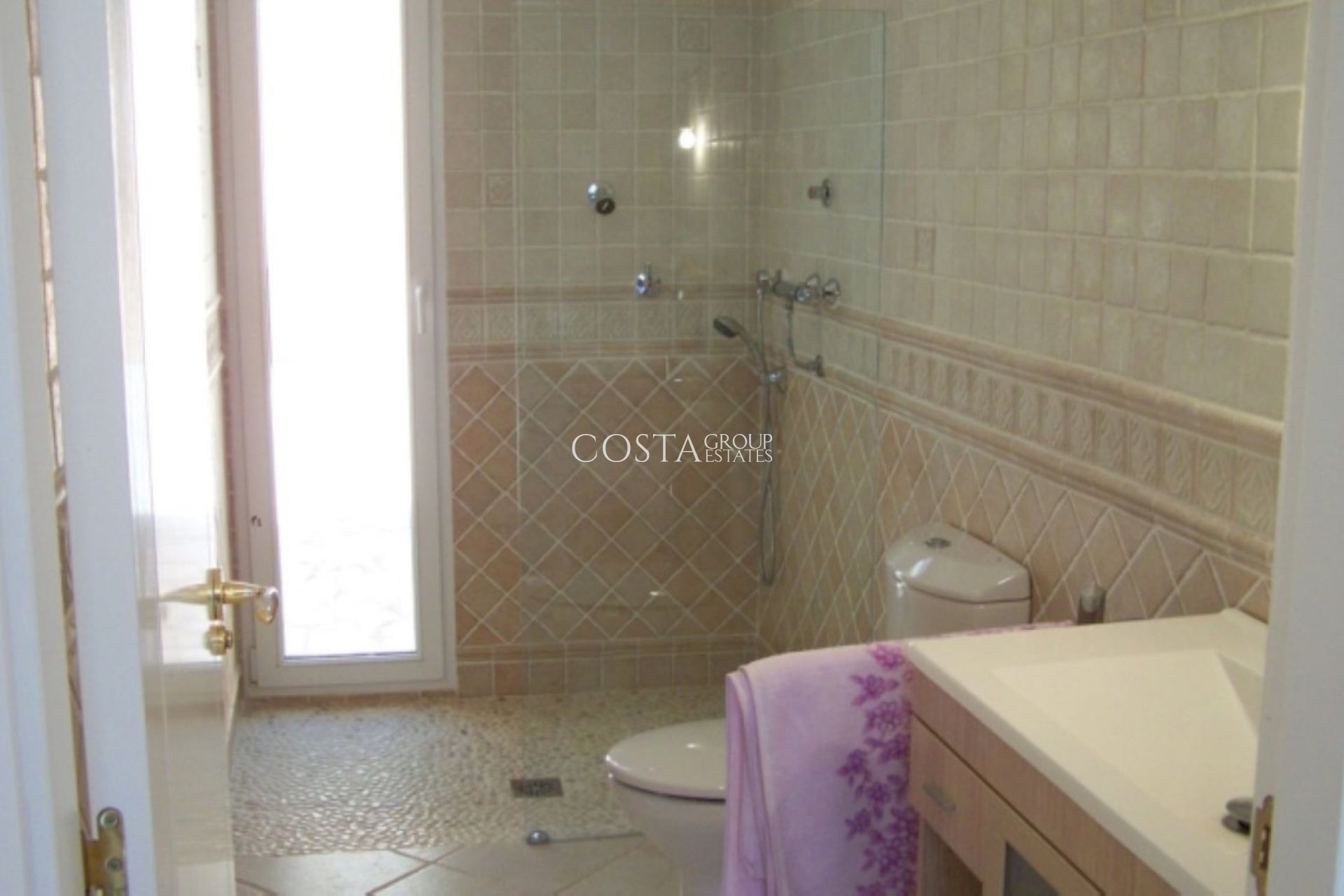 Odsprzedaż - Willa -
Calpe - Calpe Centro