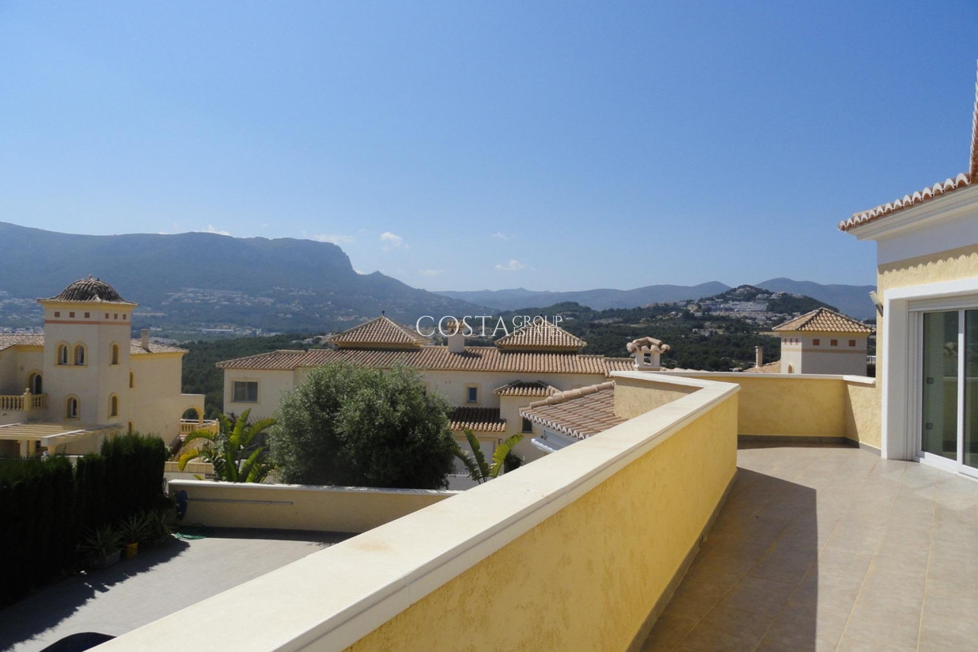 Odsprzedaż - Willa -
Calpe - Calpe Centro