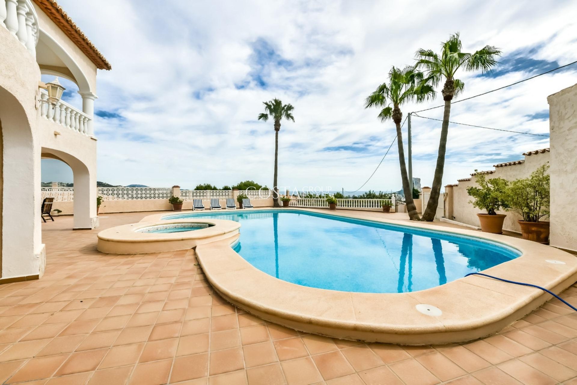 Odsprzedaż - Willa -
Calpe - Calpe Centro