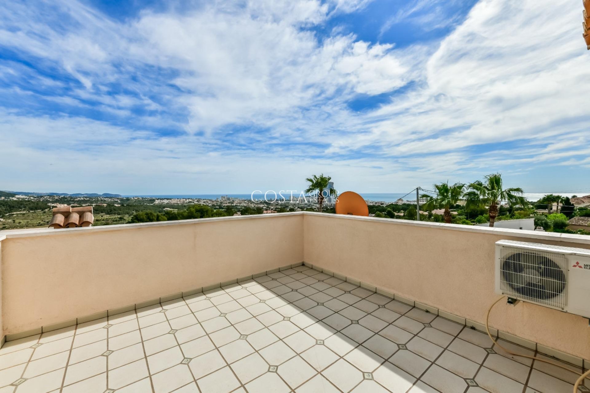 Odsprzedaż - Willa -
Calpe - Calpe Centro