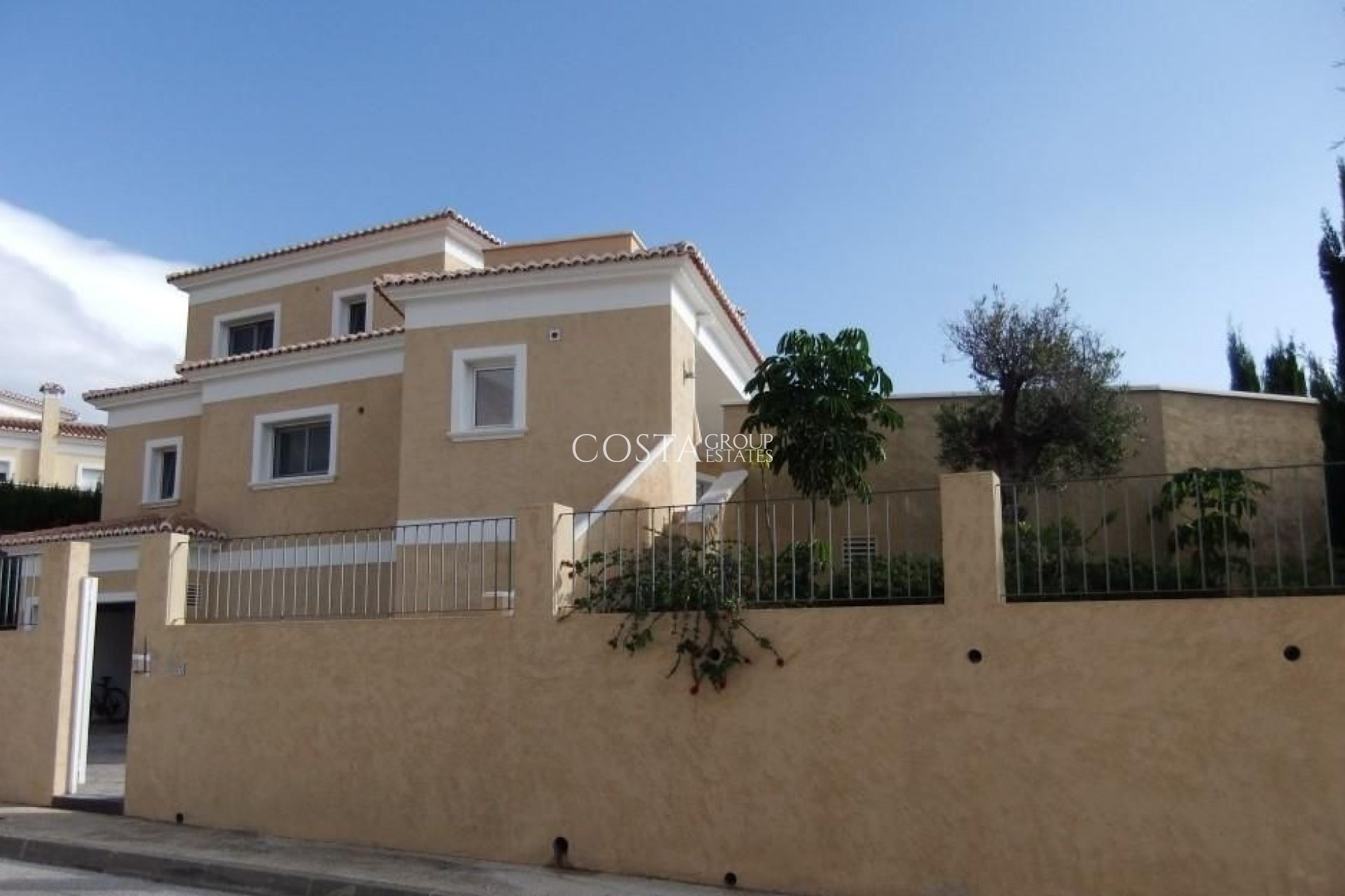 Odsprzedaż - Willa -
Calpe - Calpe Centro