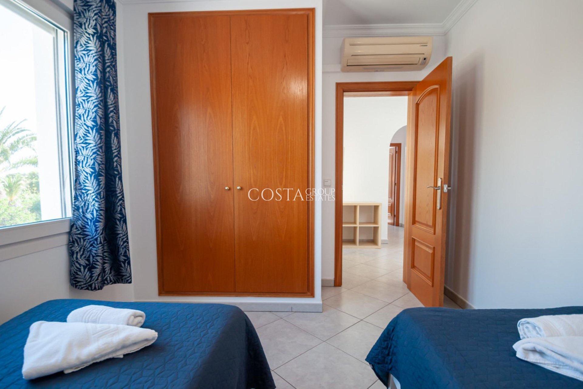 Odsprzedaż - Willa -
Calpe - Calpe Centro