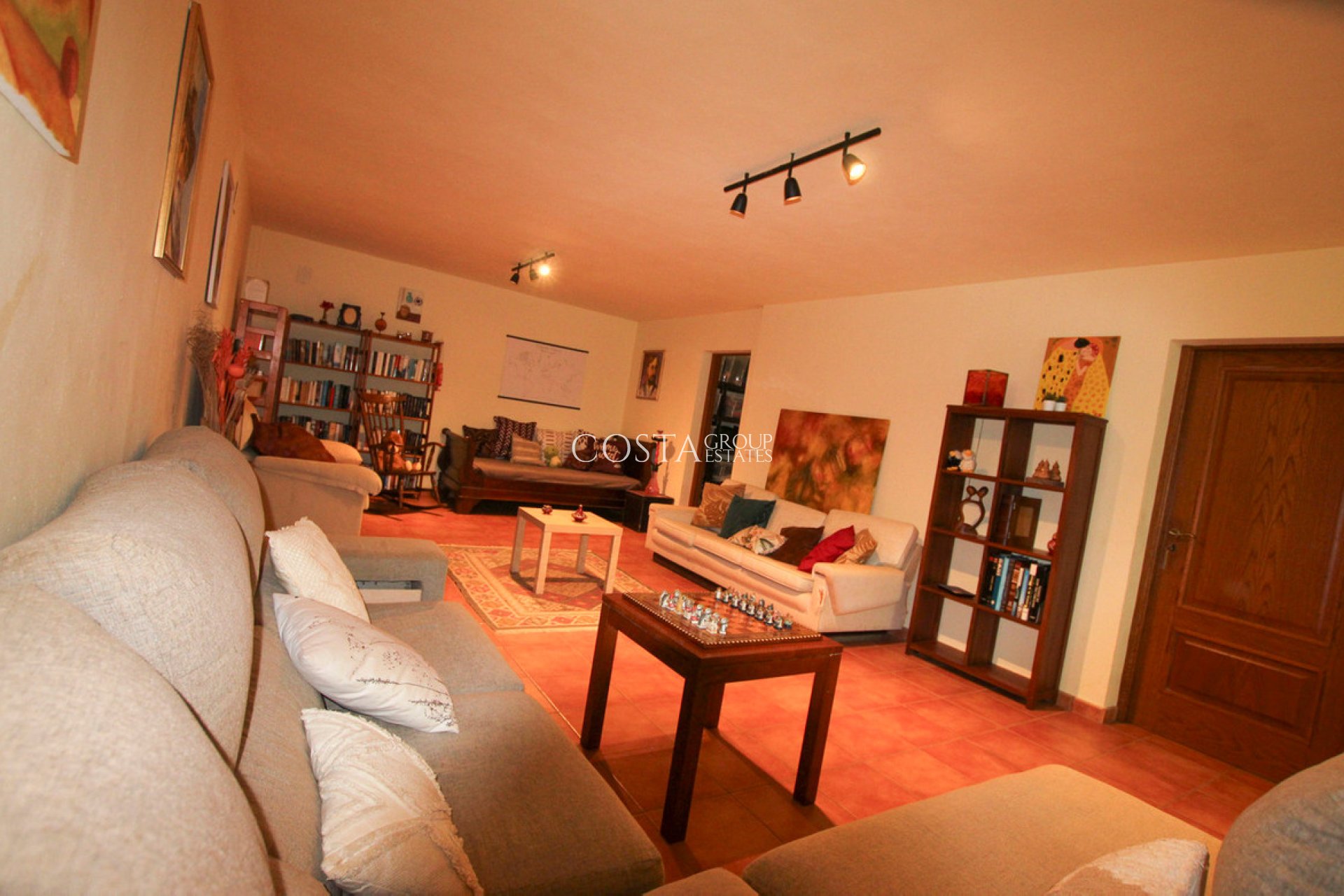 Odsprzedaż - Willa -
Calpe - Calpe Centro