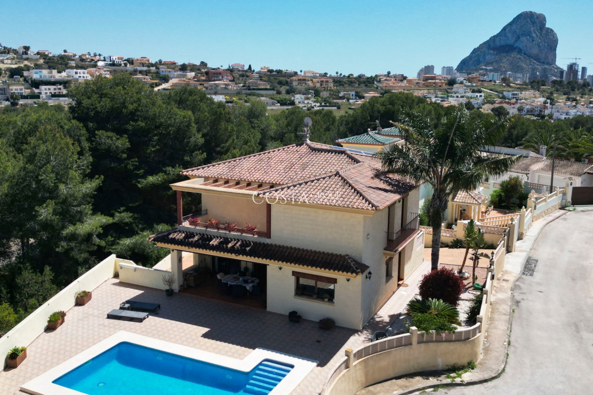 Odsprzedaż - Willa -
Calpe - Calpe Centro