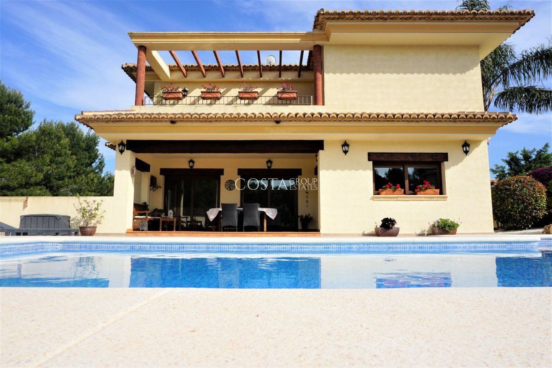 Odsprzedaż - Willa -
Calpe - Calpe Centro