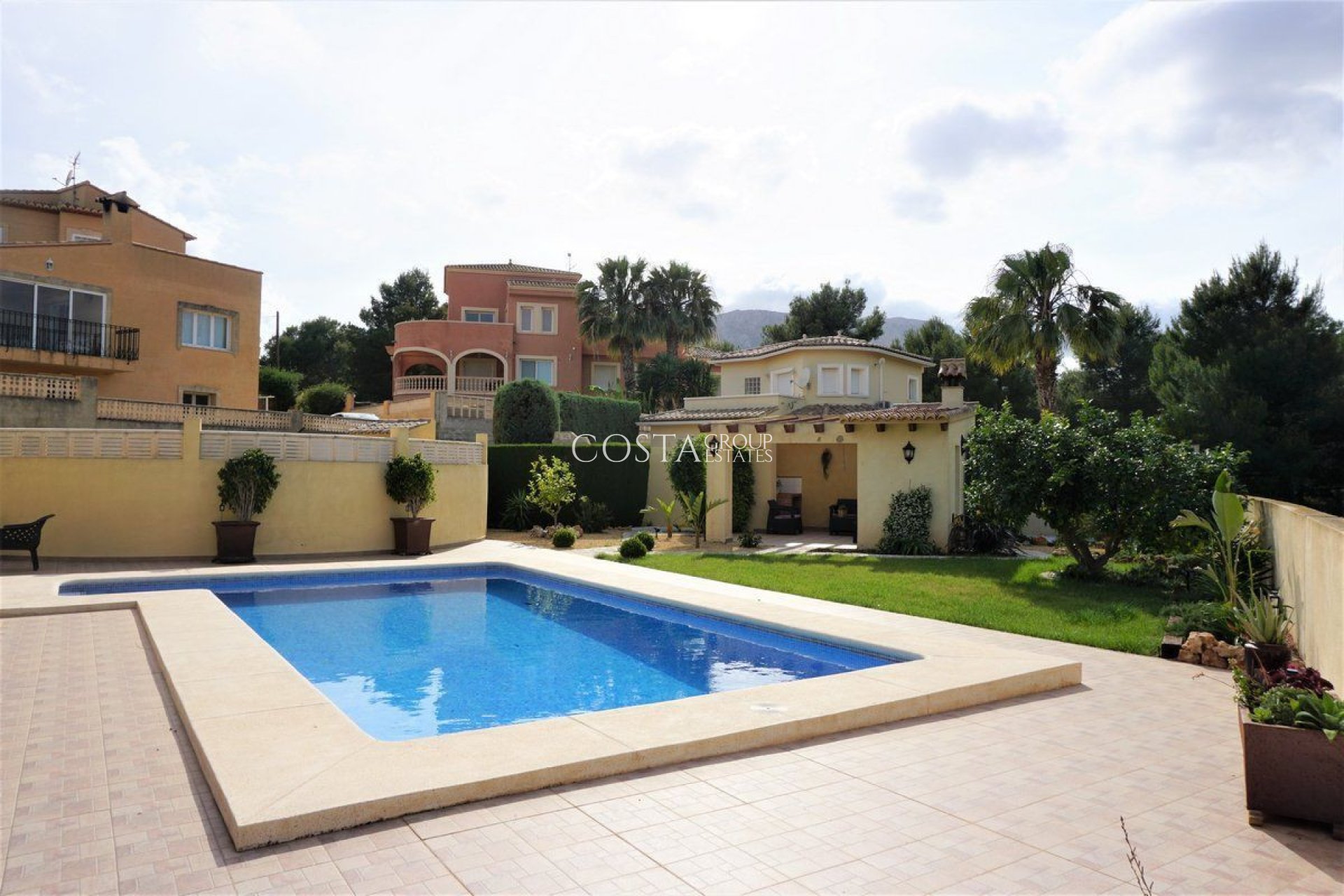 Odsprzedaż - Willa -
Calpe - Calpe Centro