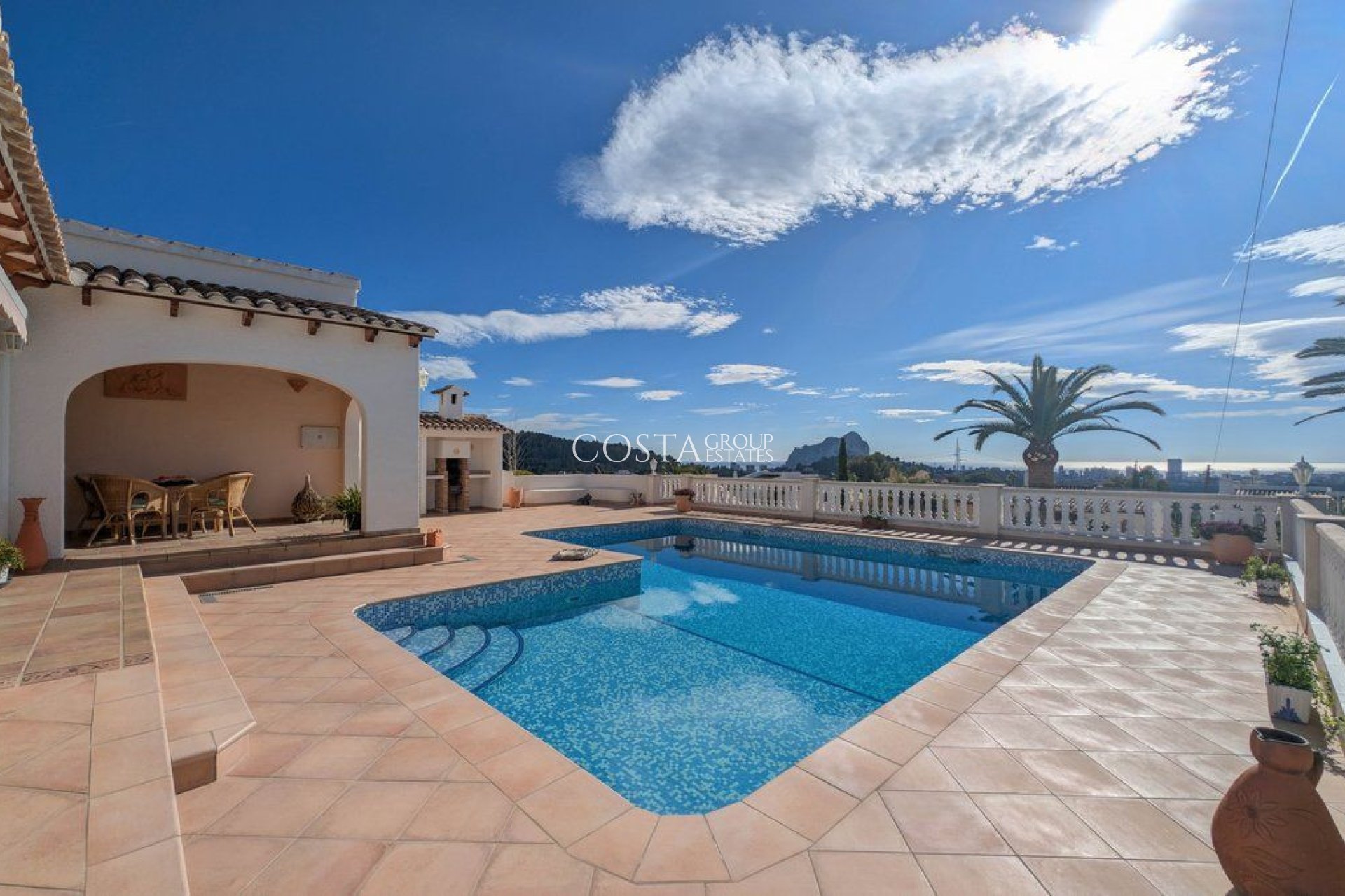 Odsprzedaż - Willa -
Calpe - Calpe Centro