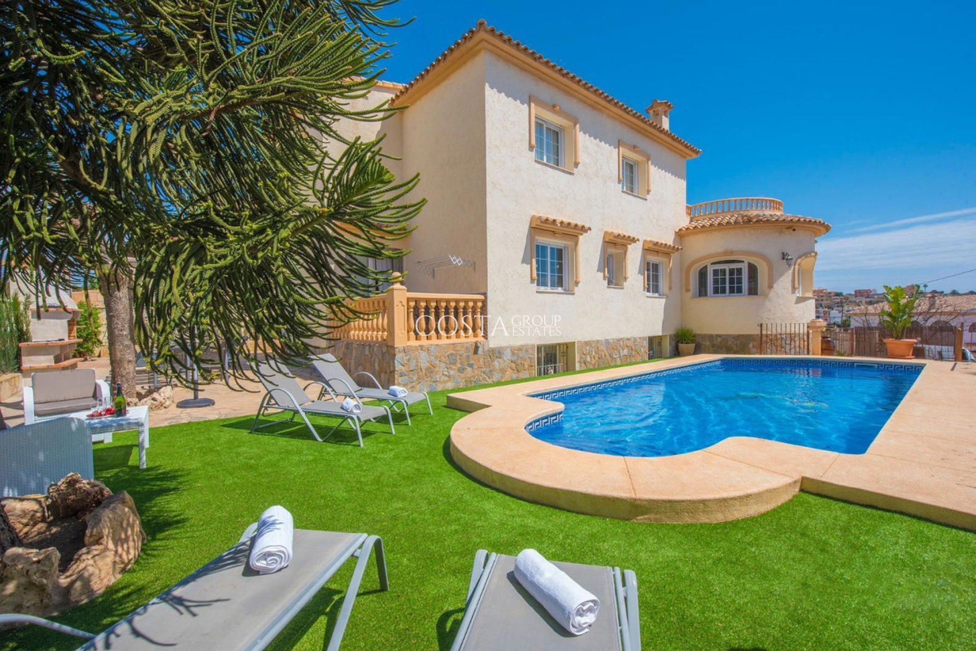 Odsprzedaż - Willa -
Calpe - Calpe Centro