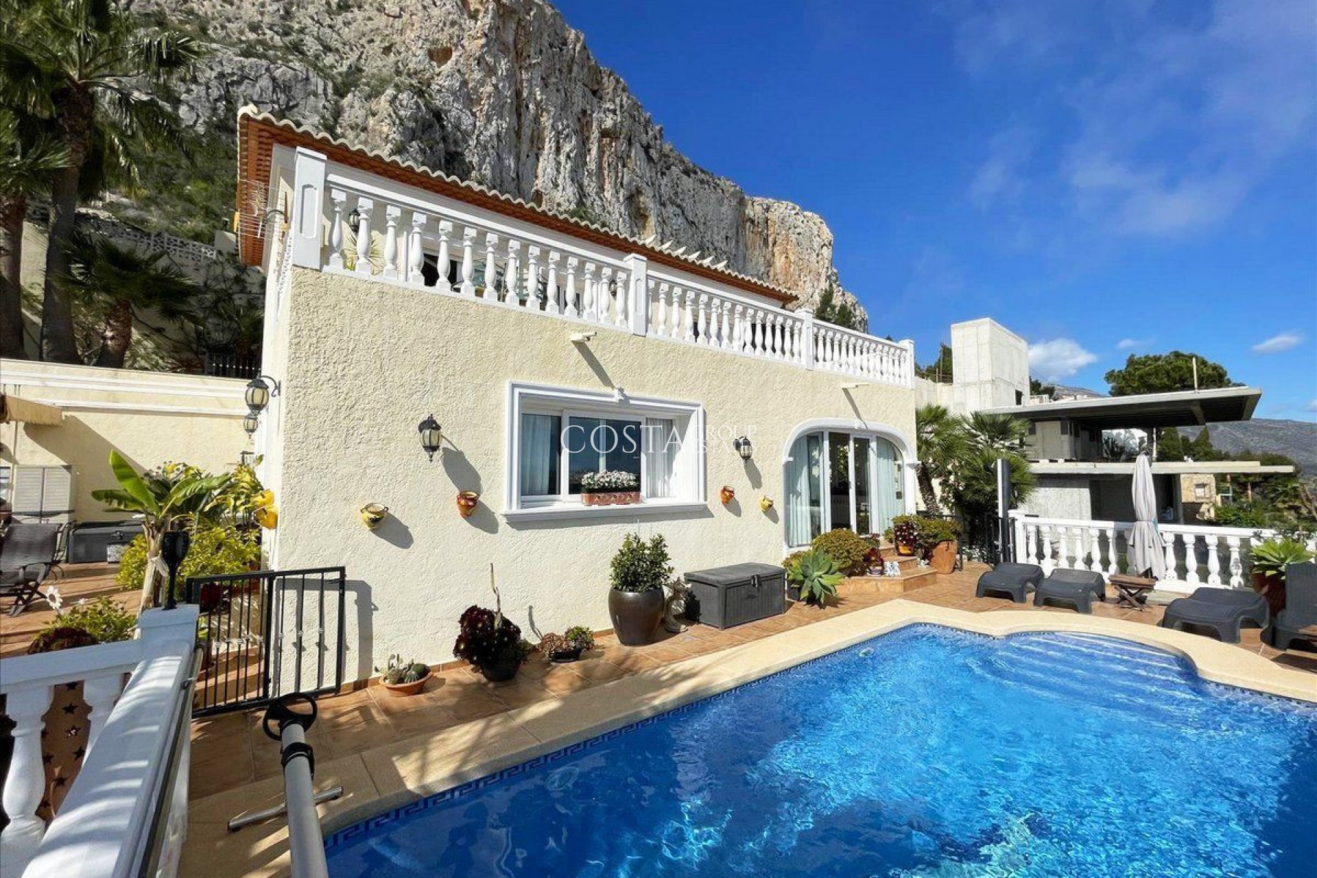 Odsprzedaż - Willa -
Calpe - Calpe Centro