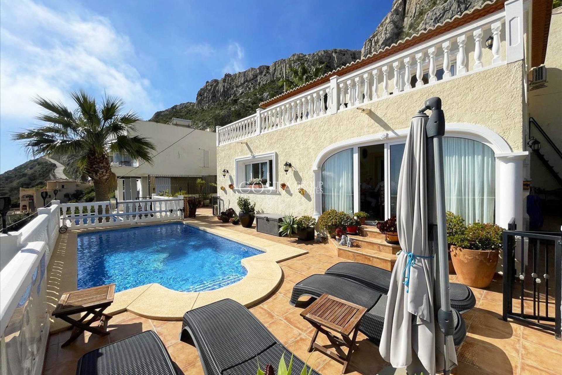 Odsprzedaż - Willa -
Calpe - Calpe Centro