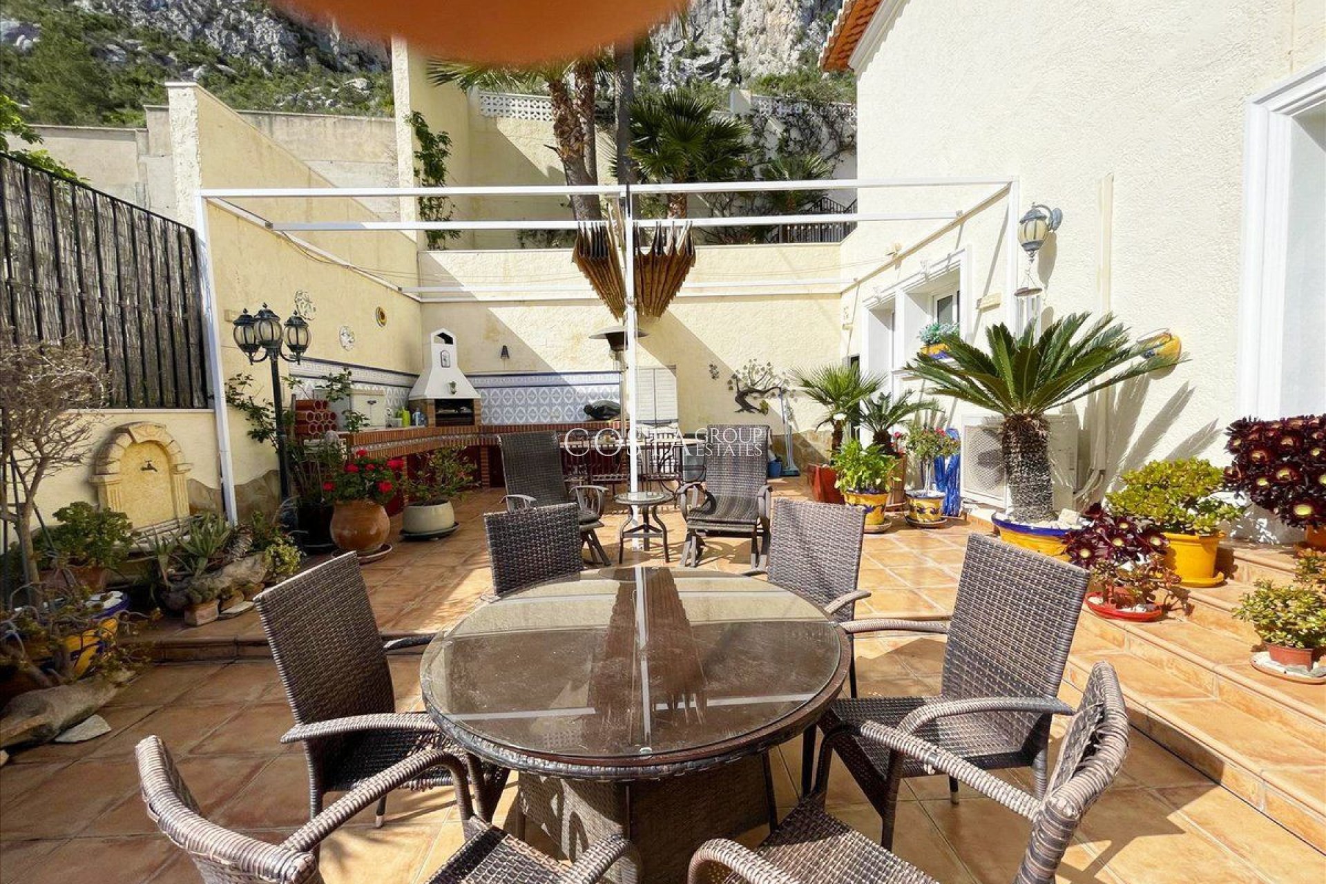 Odsprzedaż - Willa -
Calpe - Calpe Centro