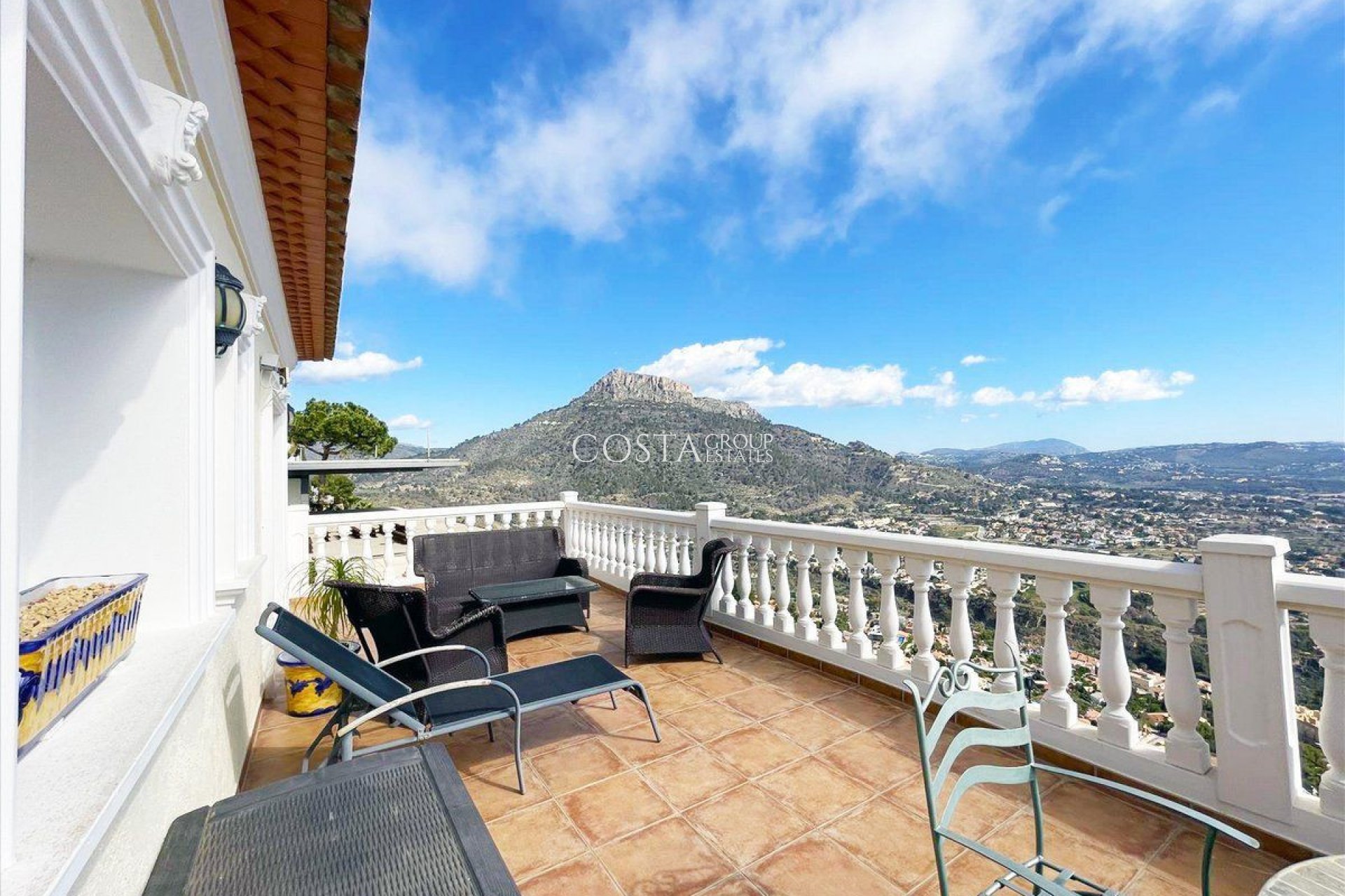 Odsprzedaż - Willa -
Calpe - Calpe Centro